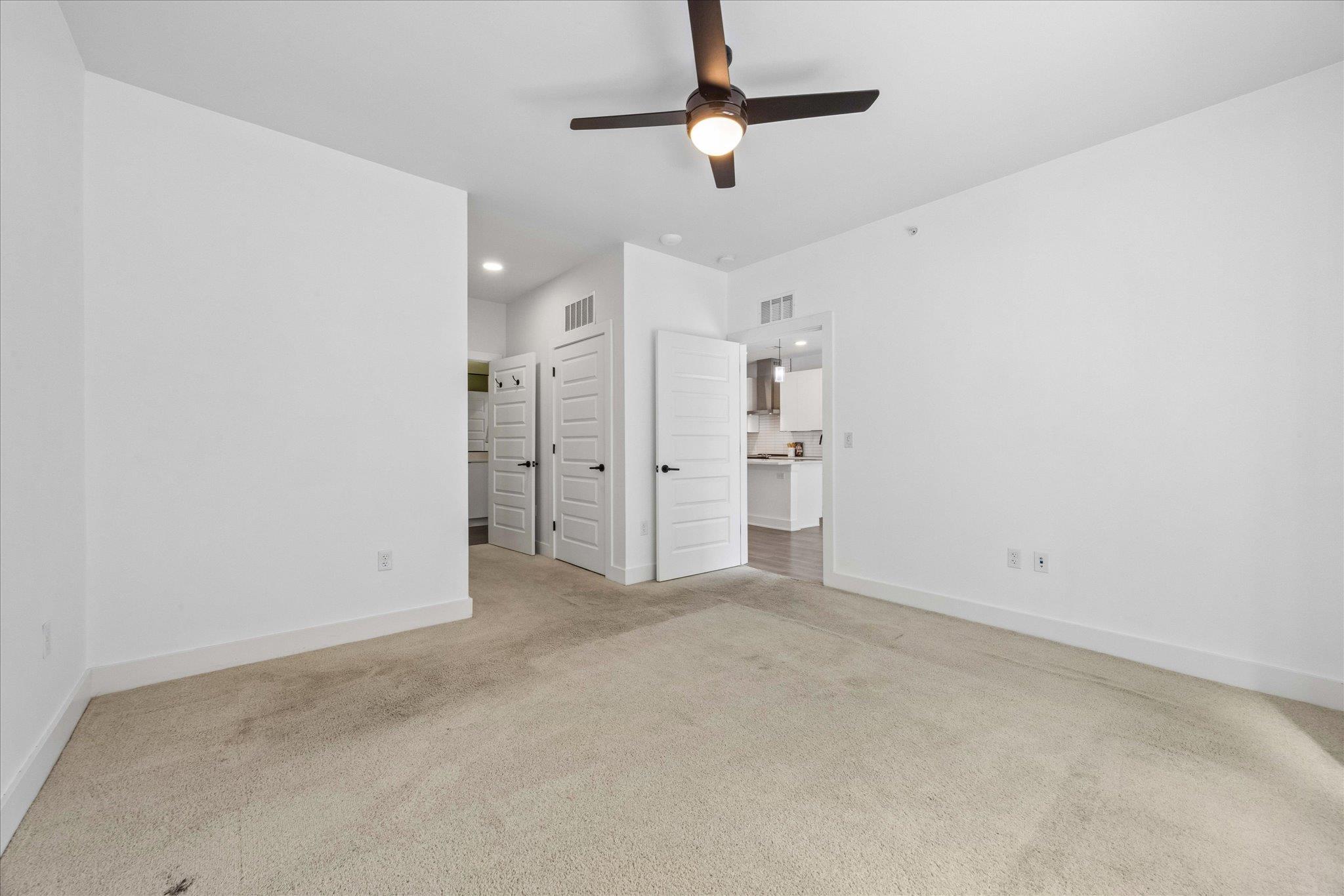 2220 Webberville Rd # 216, Austin, TX 78702