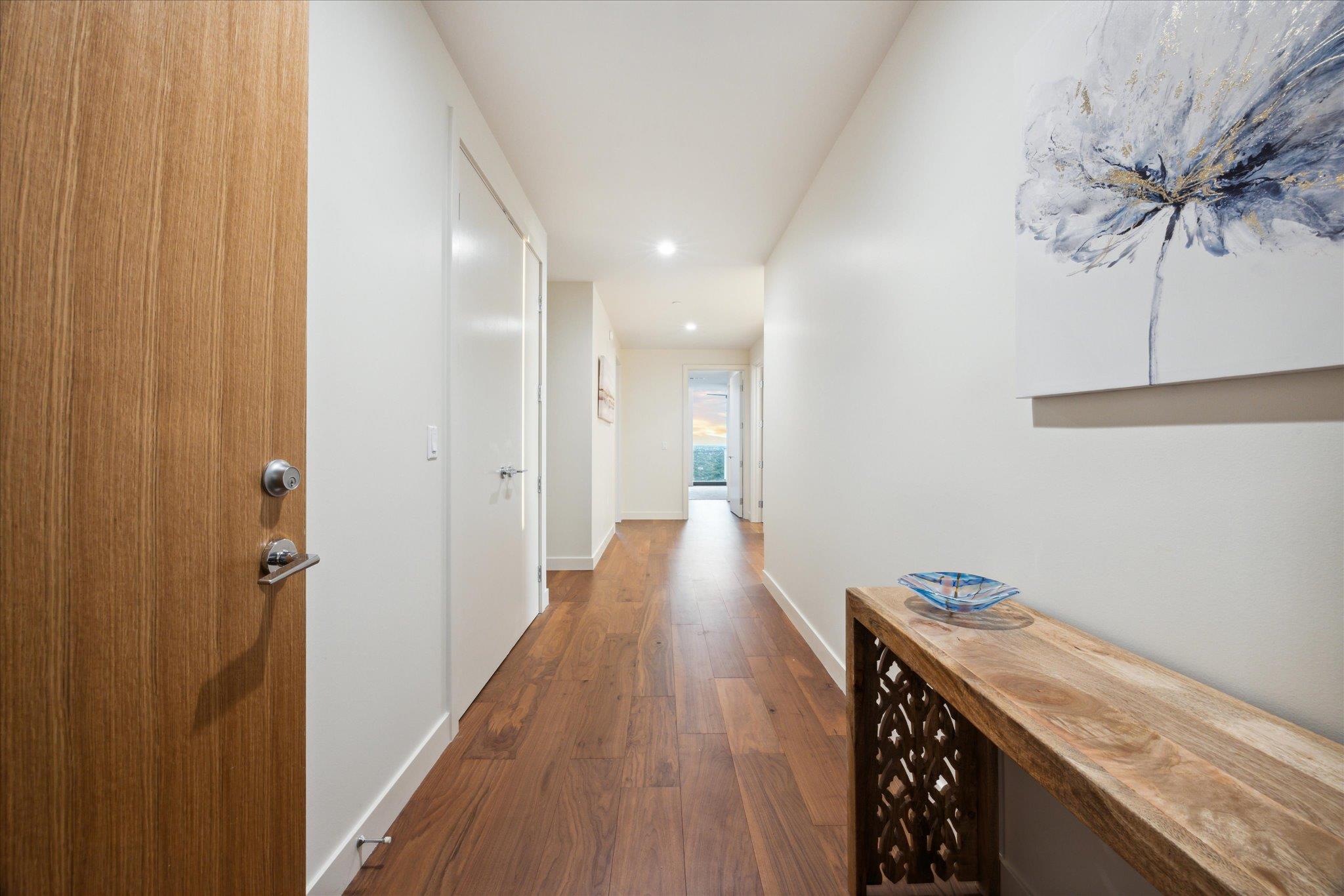 44 East Ave # 3301, Austin, TX 78701