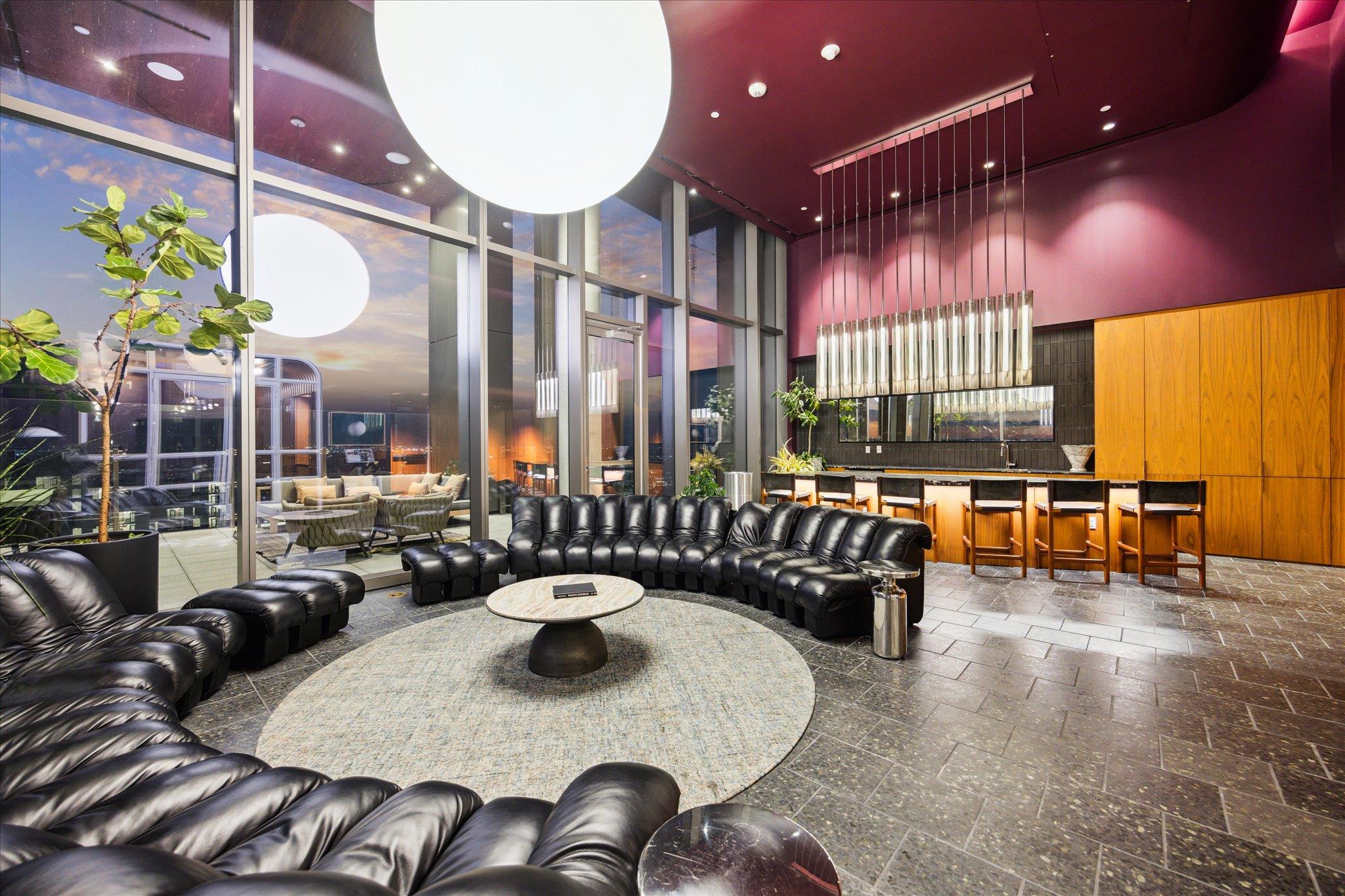 44 East Ave # 3301, Austin, TX 78701