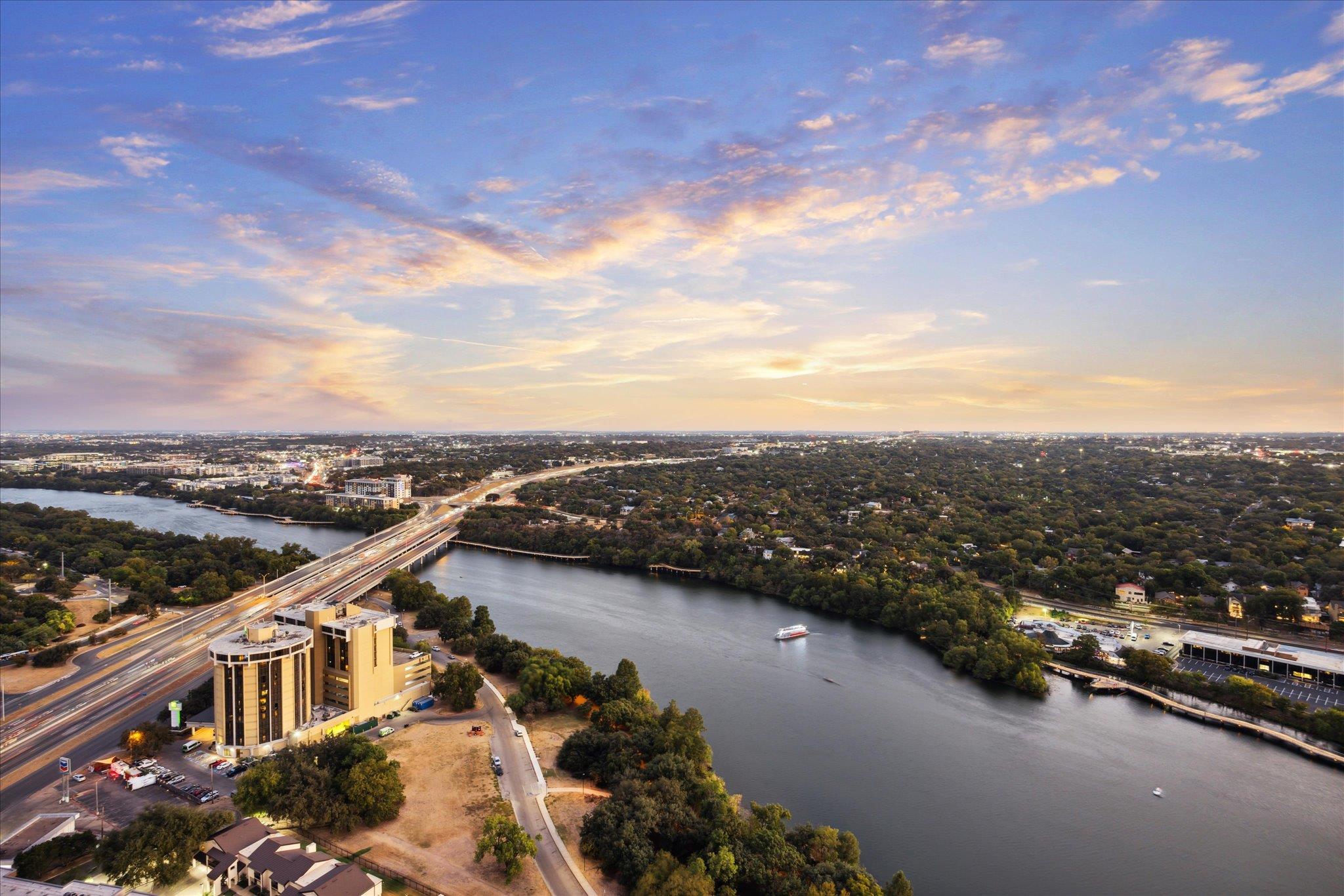 44 East Ave # 3301, Austin, TX 78701