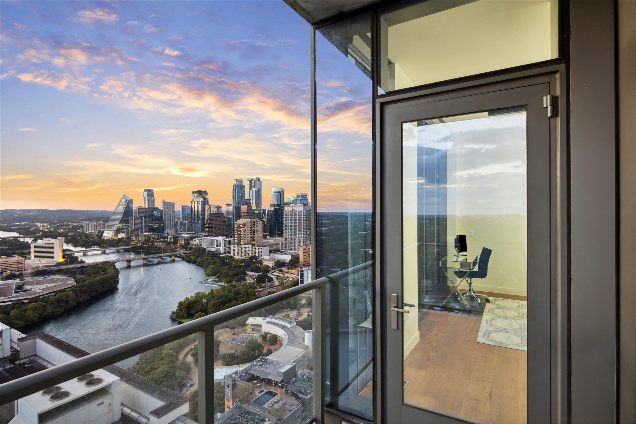 44 East Ave # 3301, Austin, TX 78701