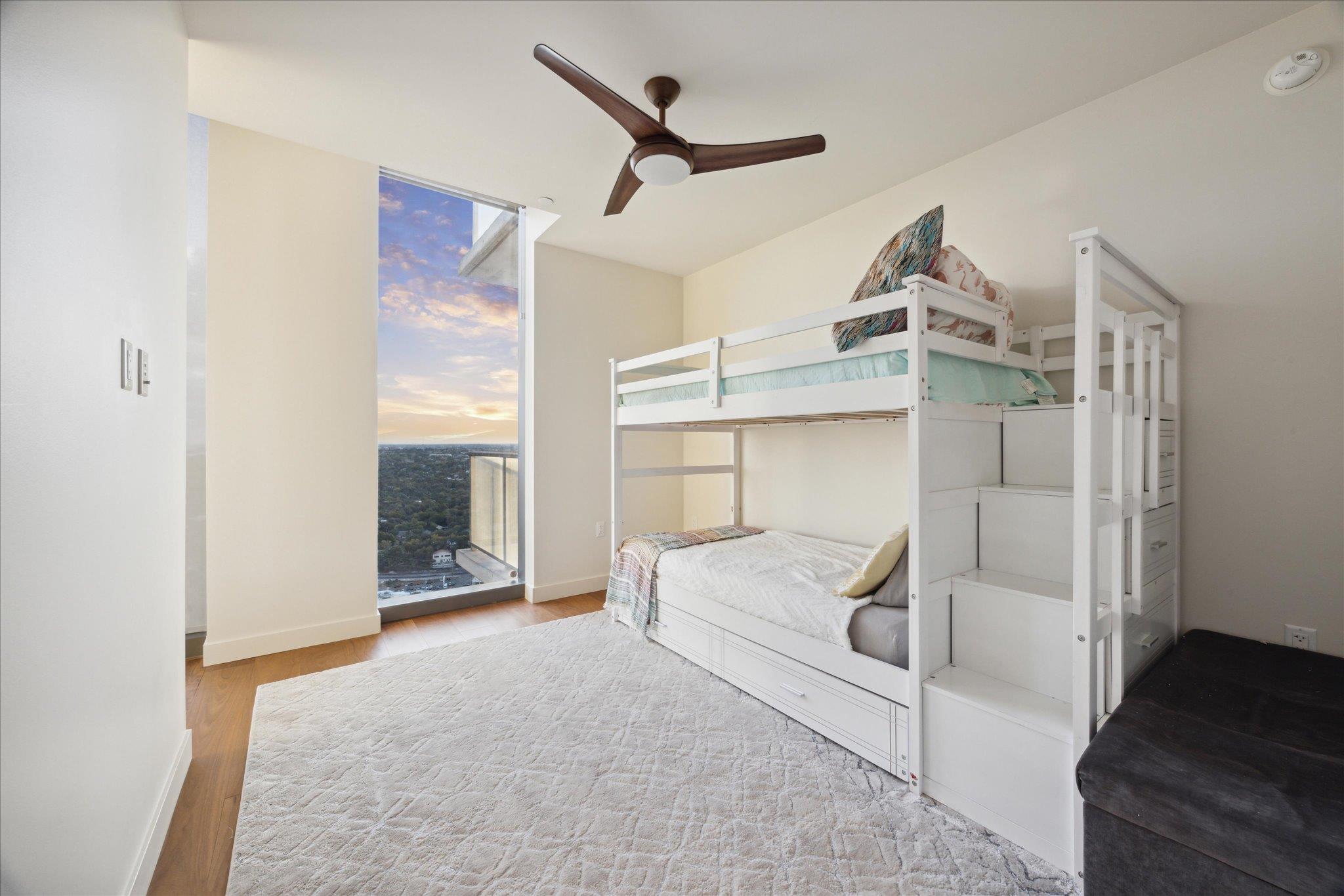 44 East Ave # 3301, Austin, TX 78701