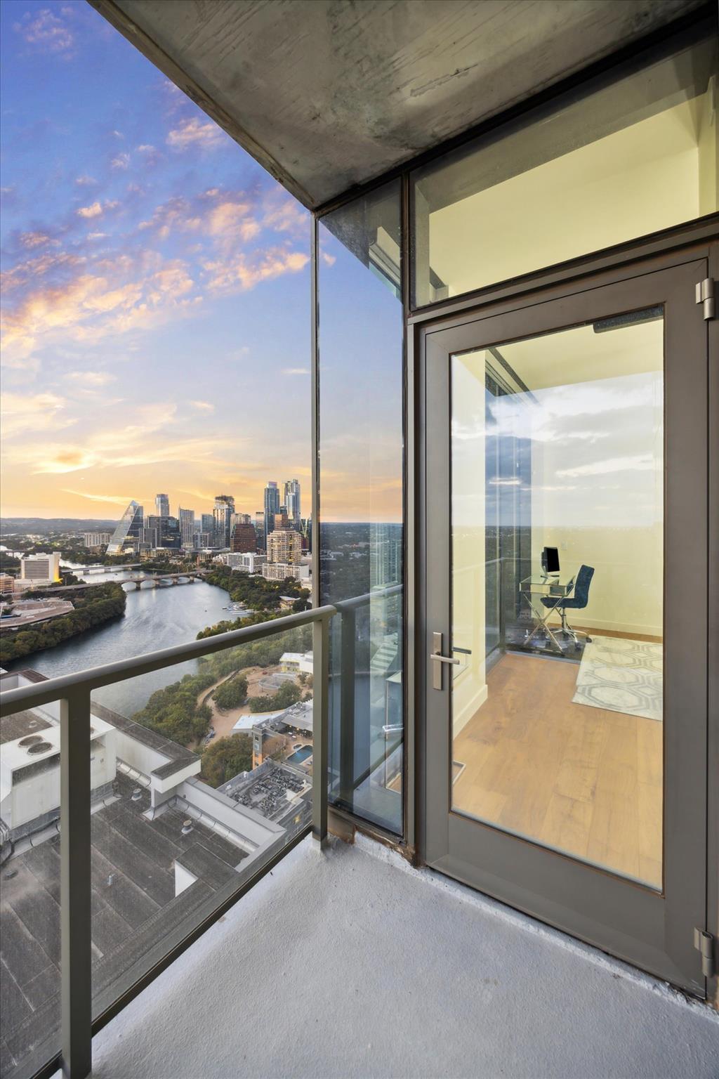 44 East Ave # 3301, Austin, TX 78701