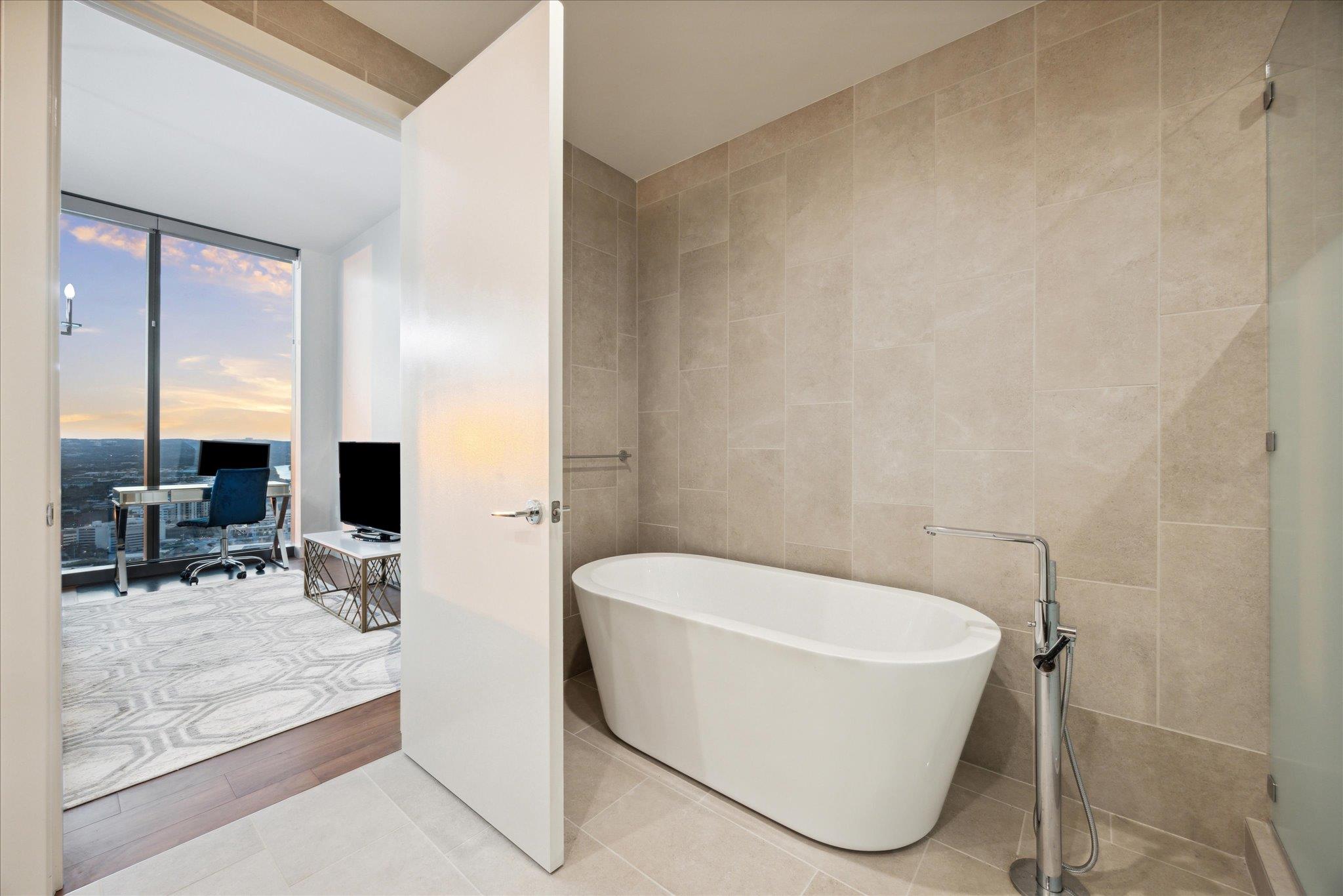 44 East Ave # 3301, Austin, TX 78701
