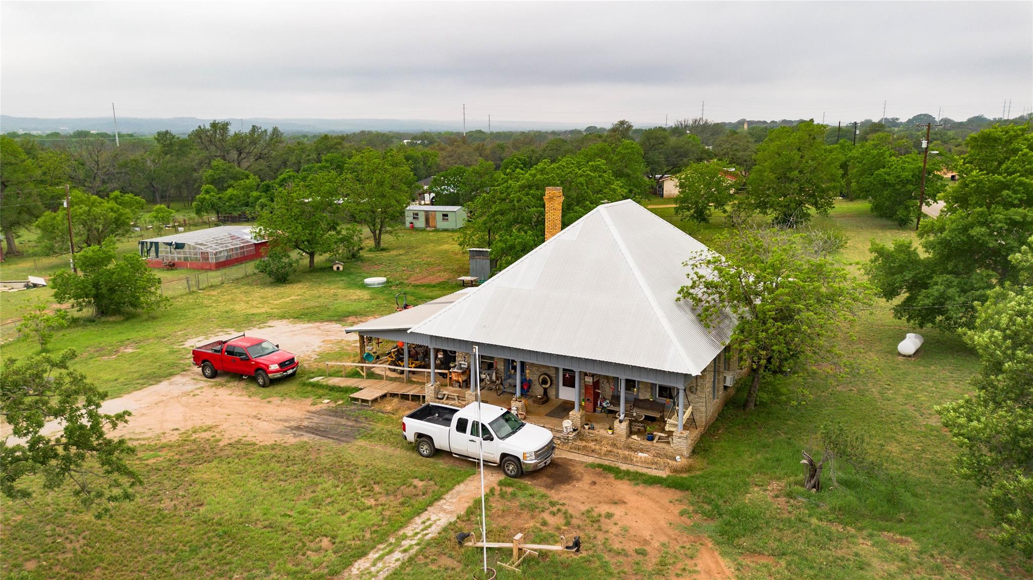 7866 County Road 404, Spicewood, TX 78669