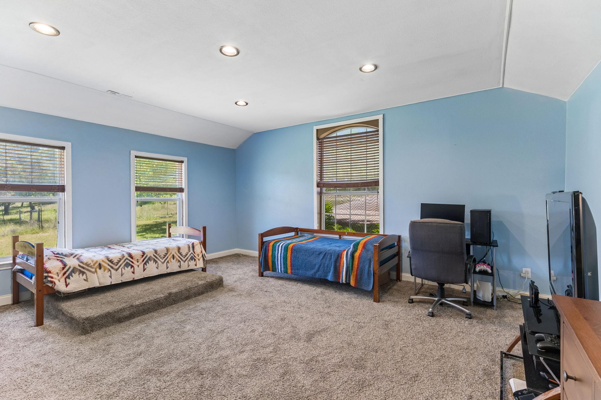 401 Twin Springs Rd, Georgetown, TX 78633