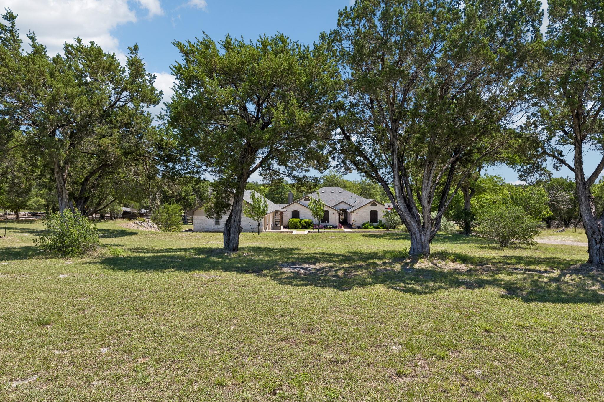401 Twin Springs Rd, Georgetown, TX 78633
