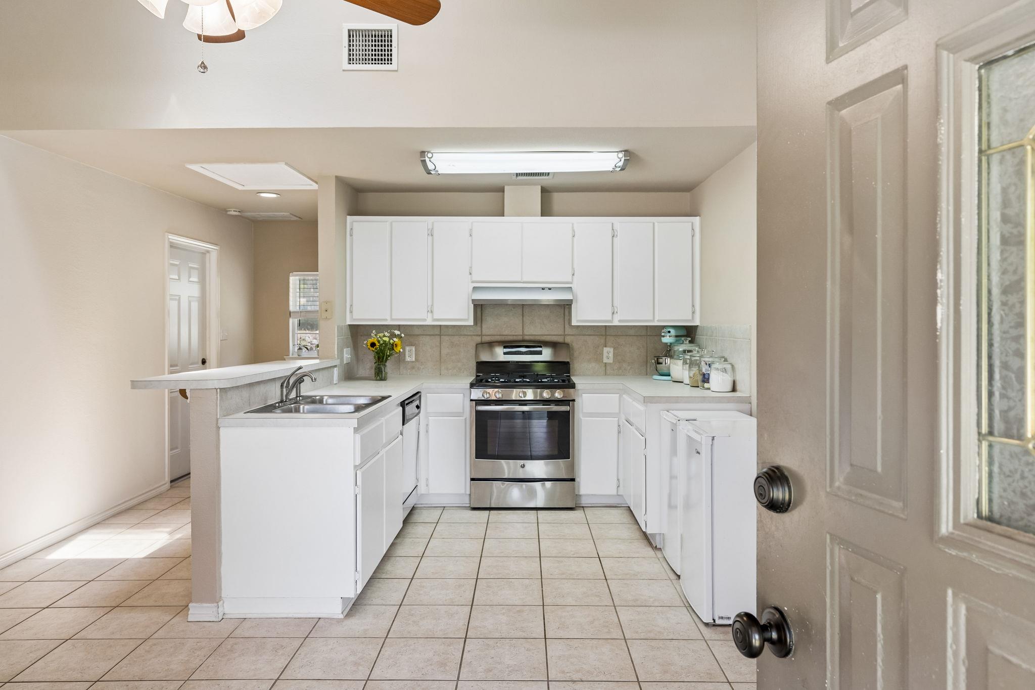 401 Twin Springs Rd, Georgetown, TX 78633