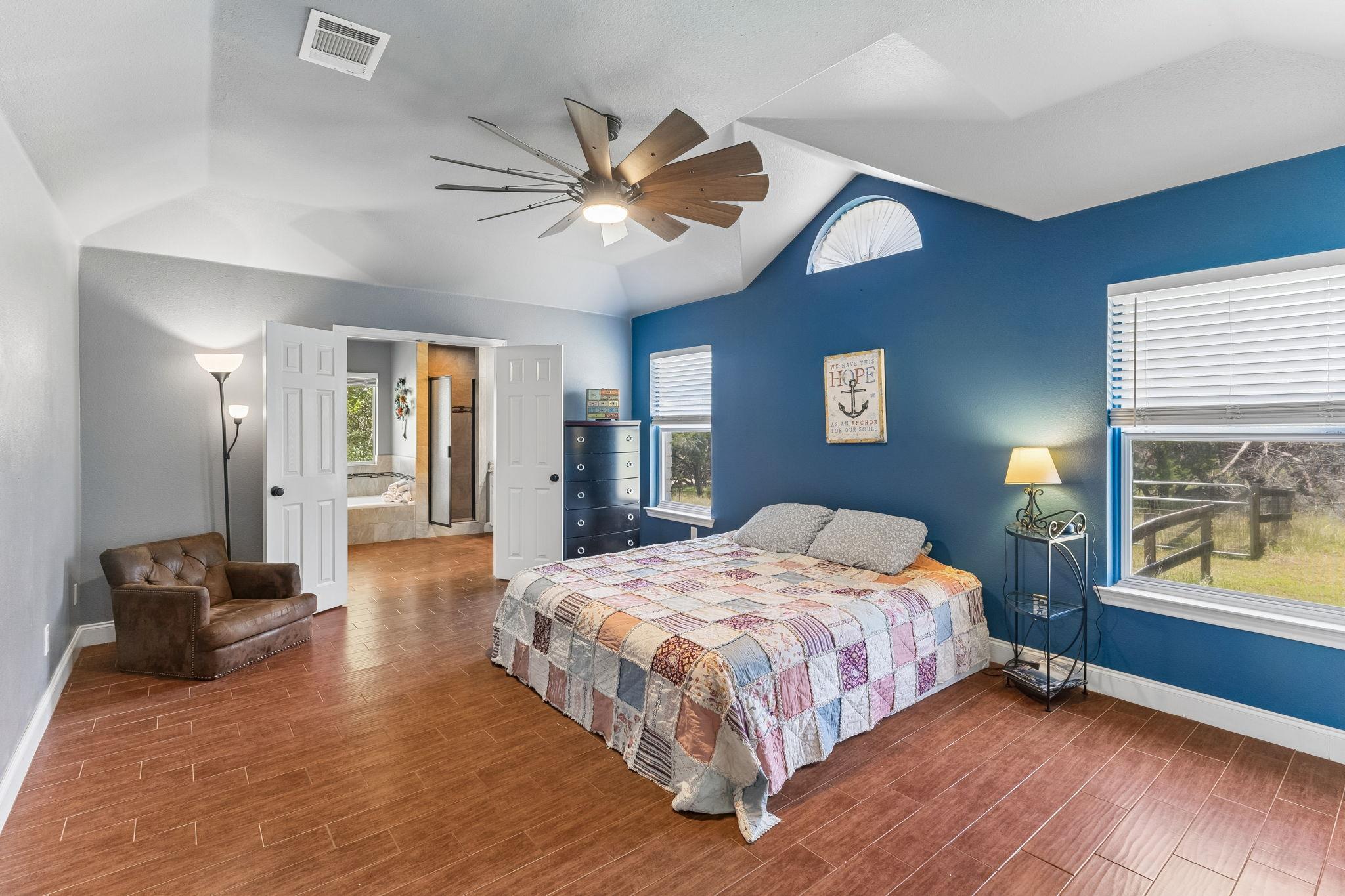 401 Twin Springs Rd, Georgetown, TX 78633