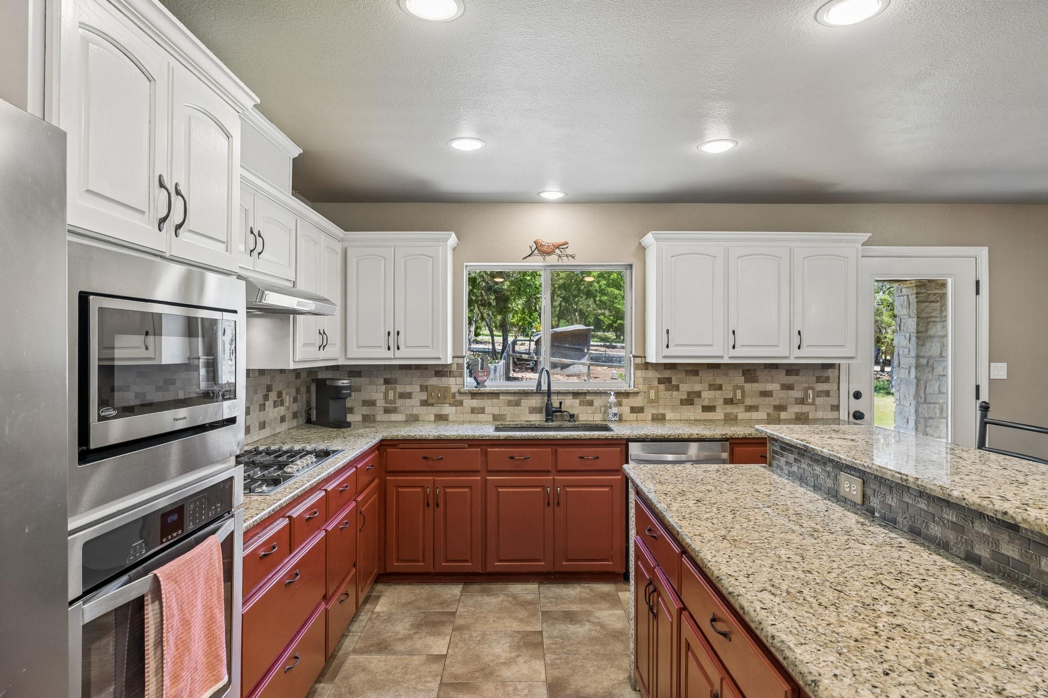 401 Twin Springs Rd, Georgetown, TX 78633