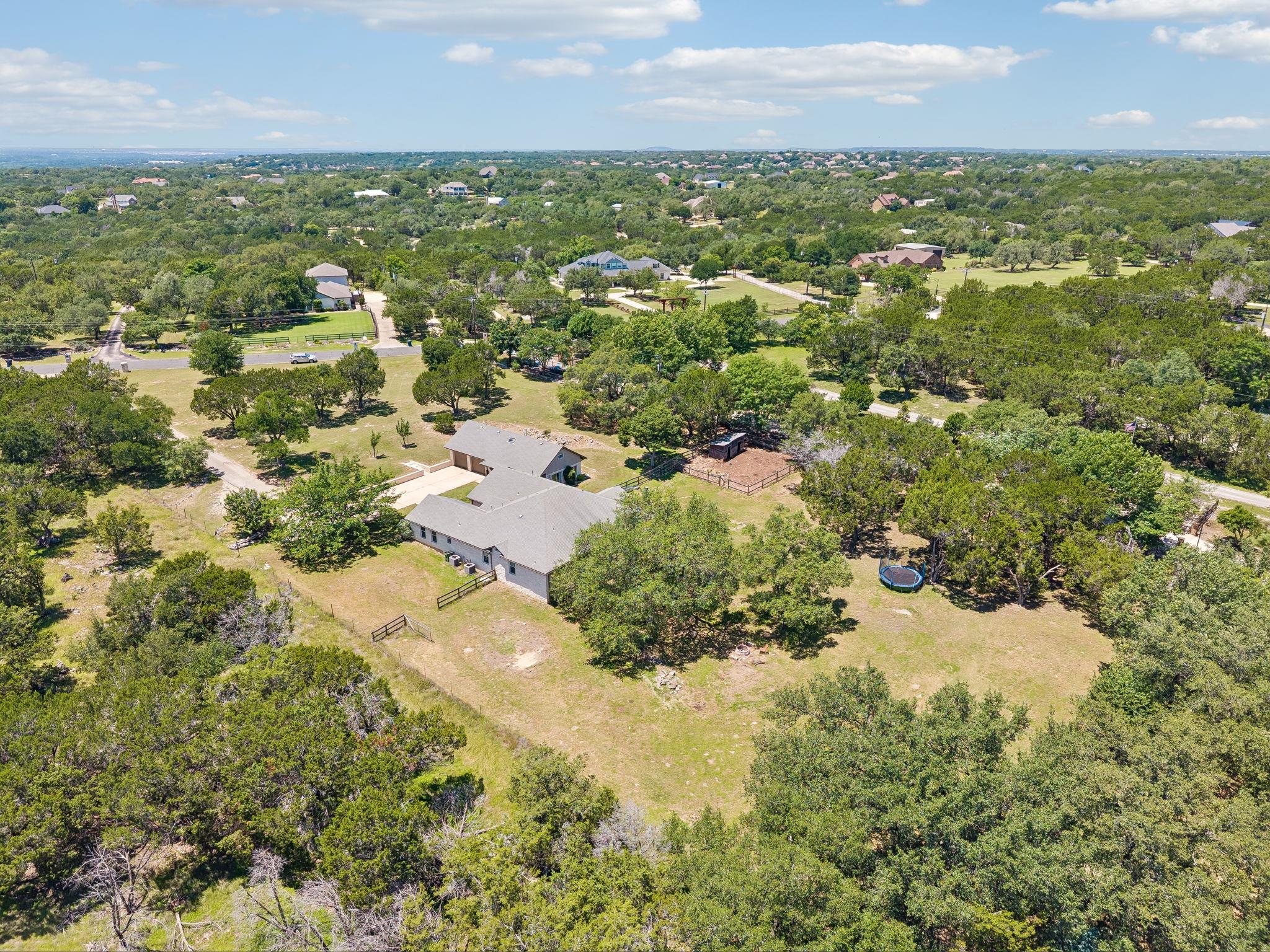 401 Twin Springs Rd, Georgetown, TX 78633