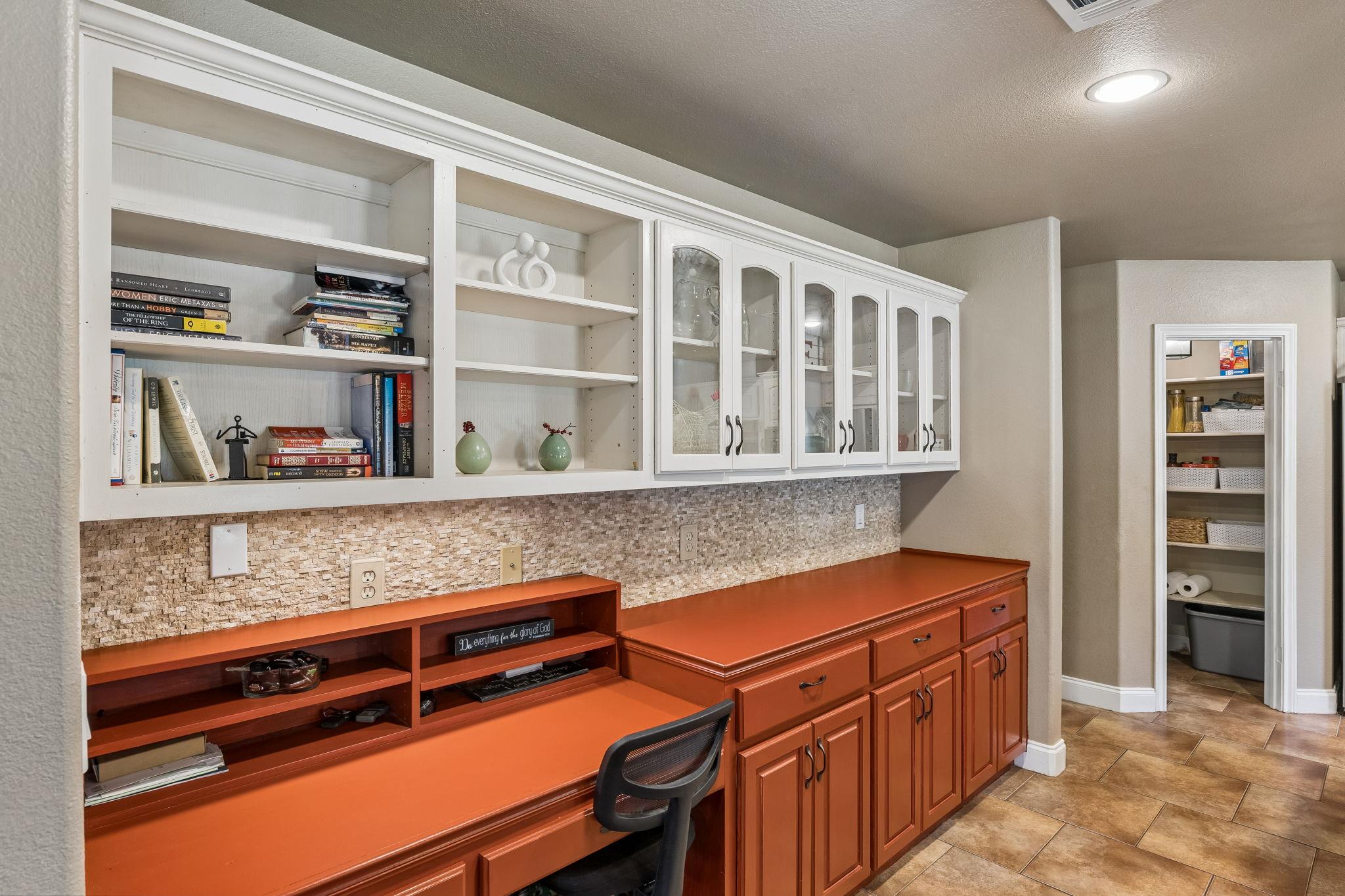 401 Twin Springs Rd, Georgetown, TX 78633