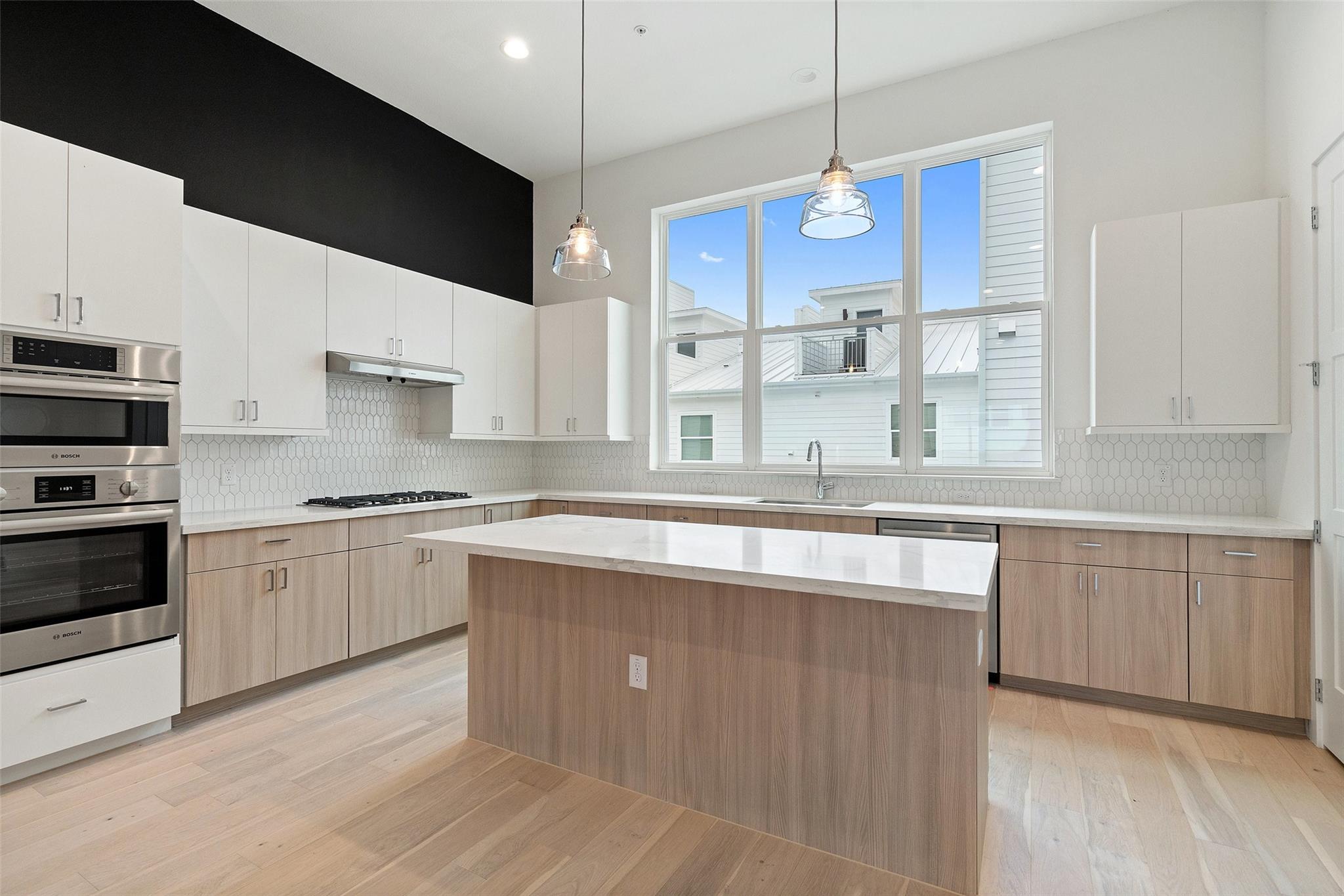 2805 McCurdy St # 6, Austin, TX 78723