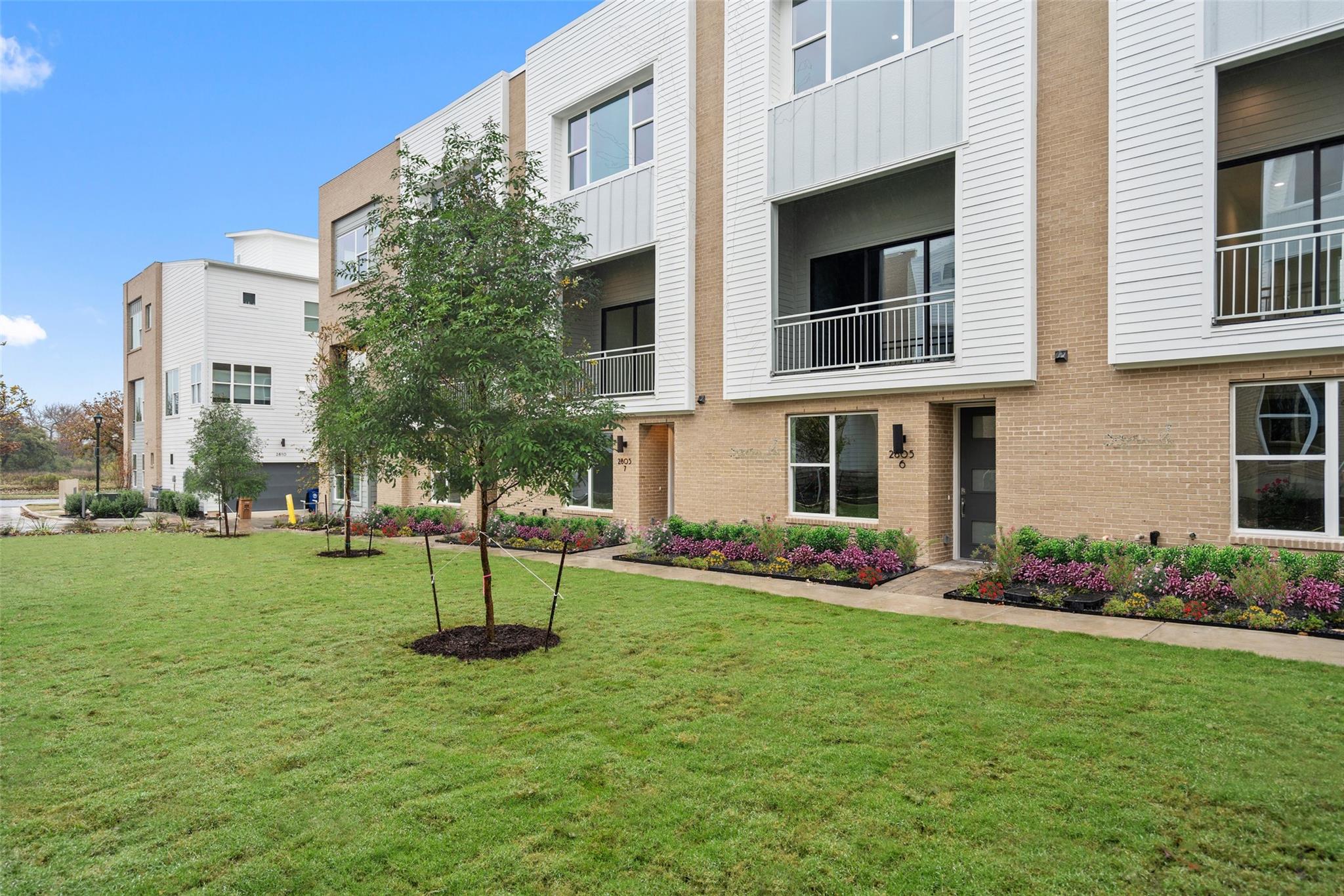 2805 McCurdy St # 6, Austin, TX 78723