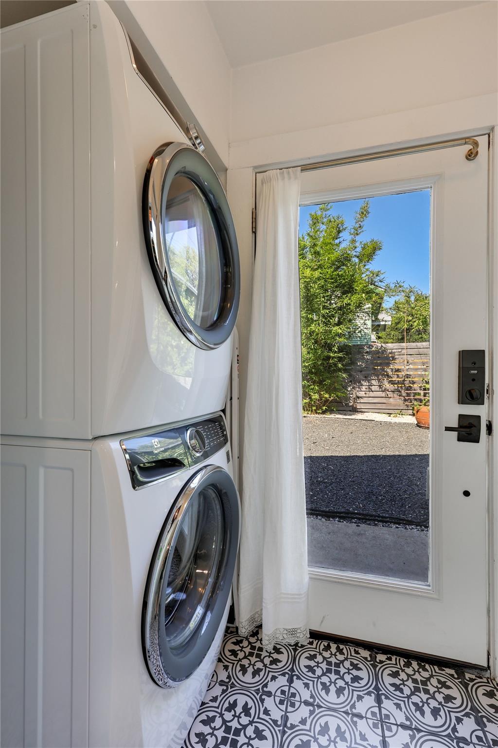 2012 Poquito St, Austin, TX 78722