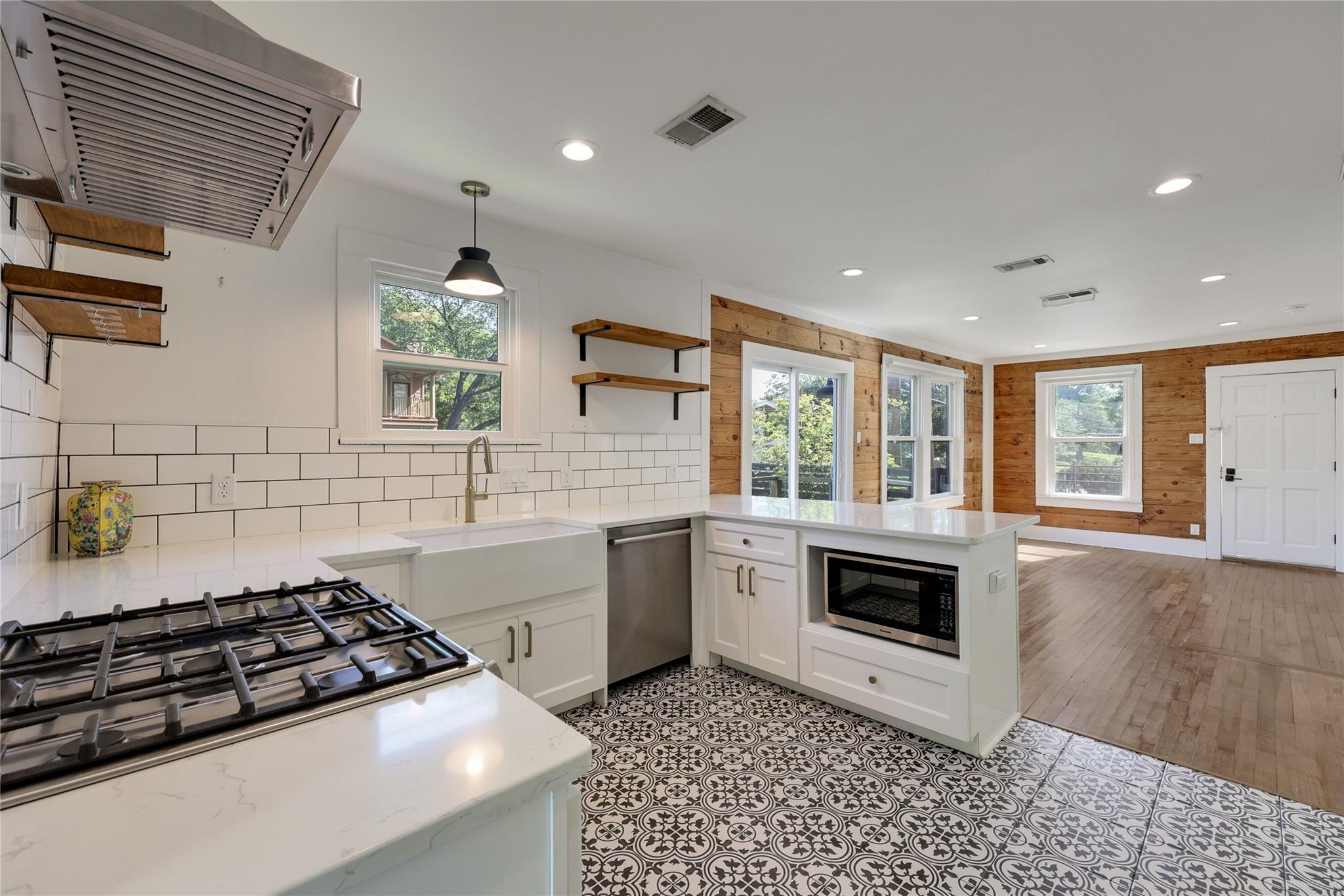 2012 Poquito St, Austin, TX 78722