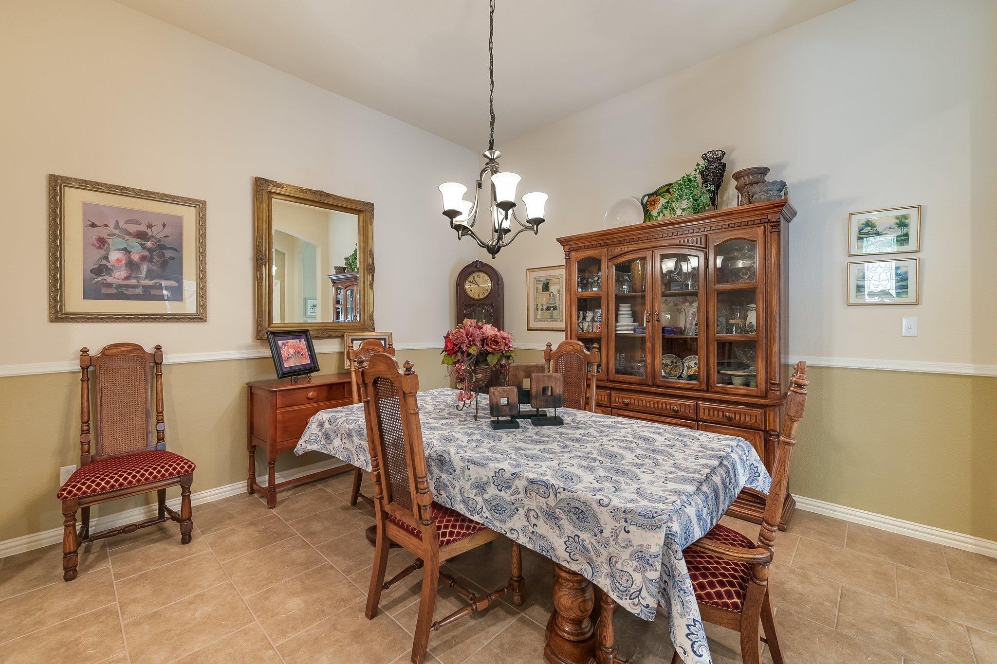 1827 Tall Chief, Leander, TX 78641