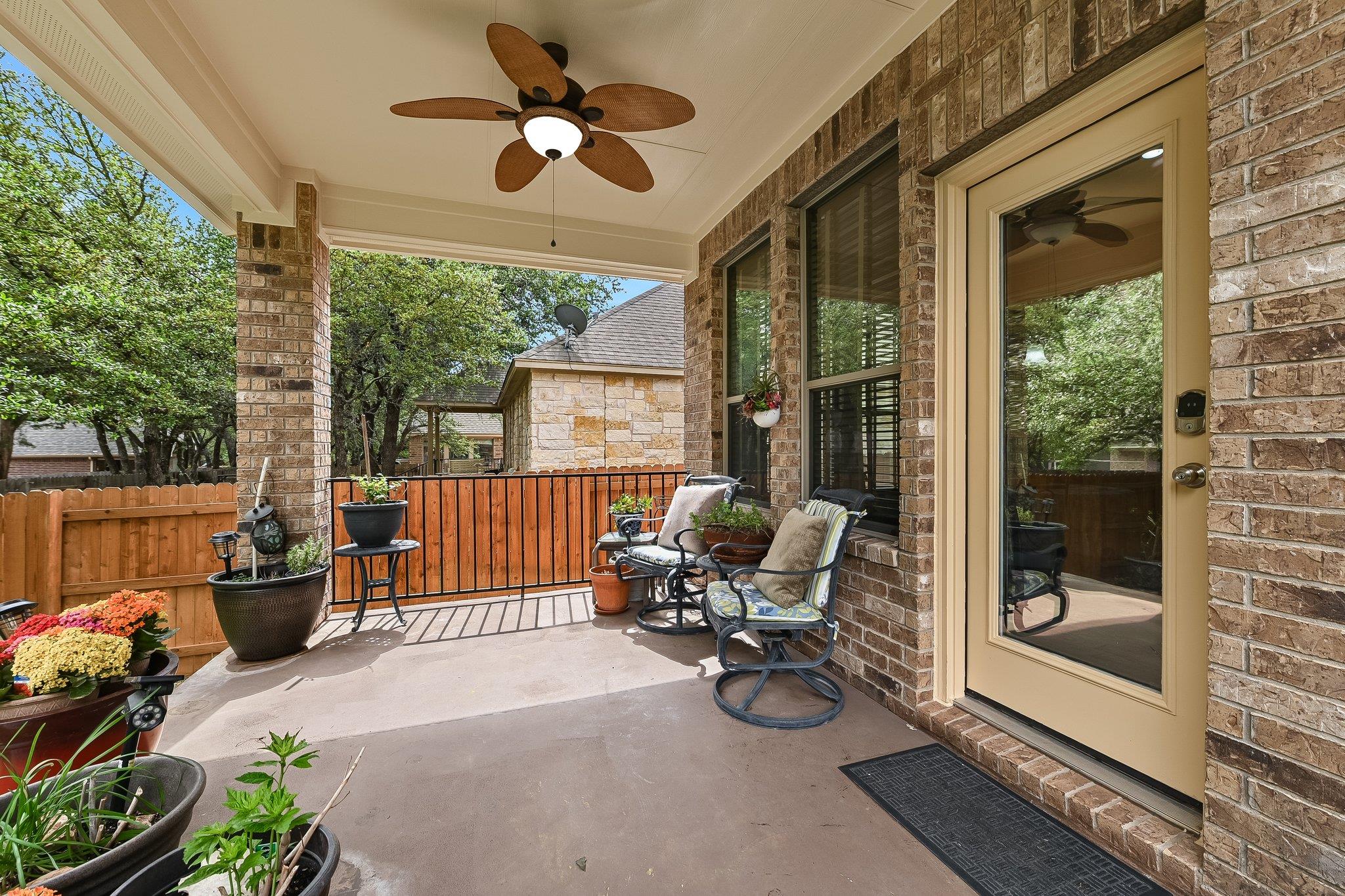 1827 Tall Chief, Leander, TX 78641