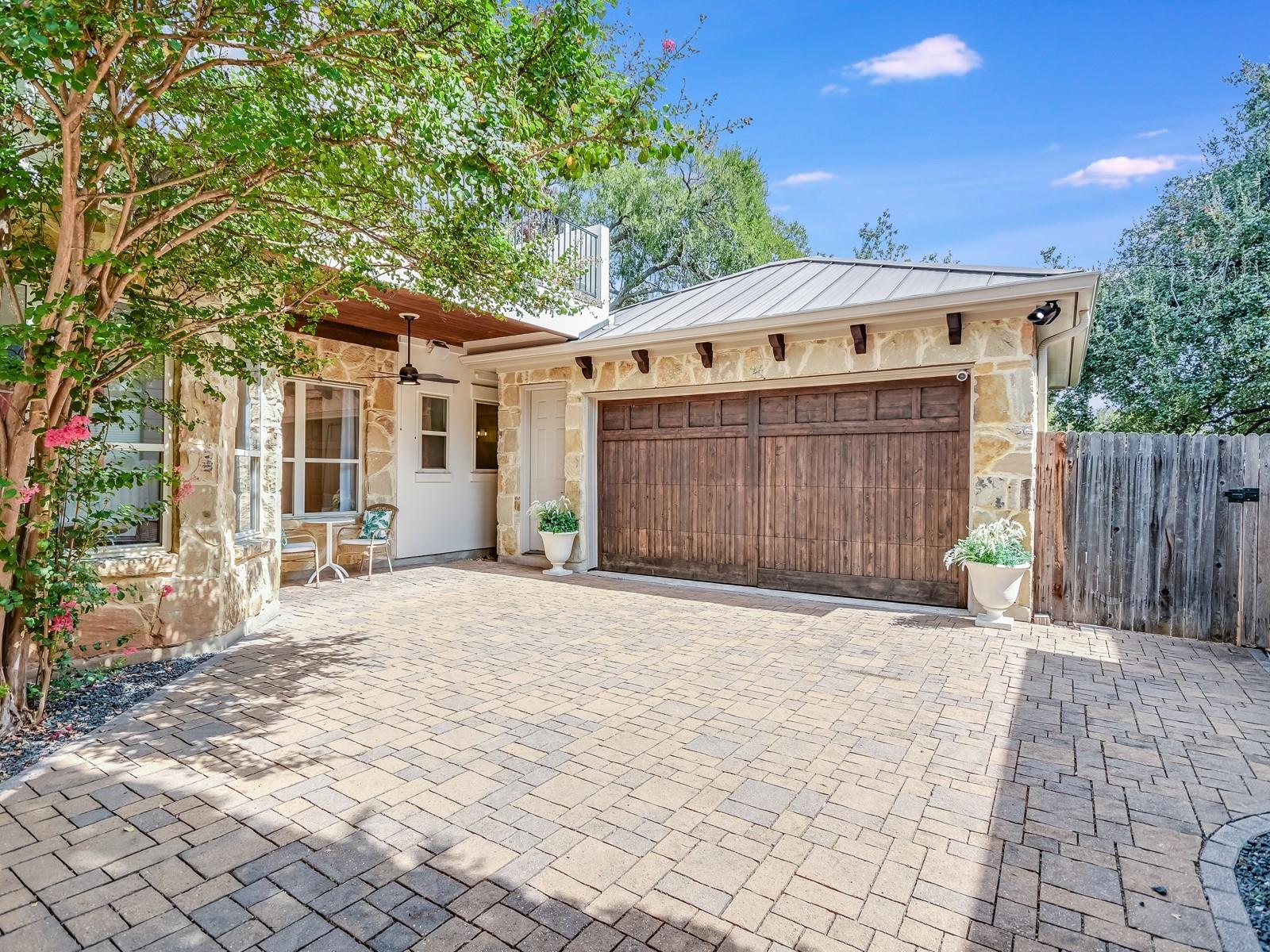 809 Kinney Ave, Austin, TX 78704