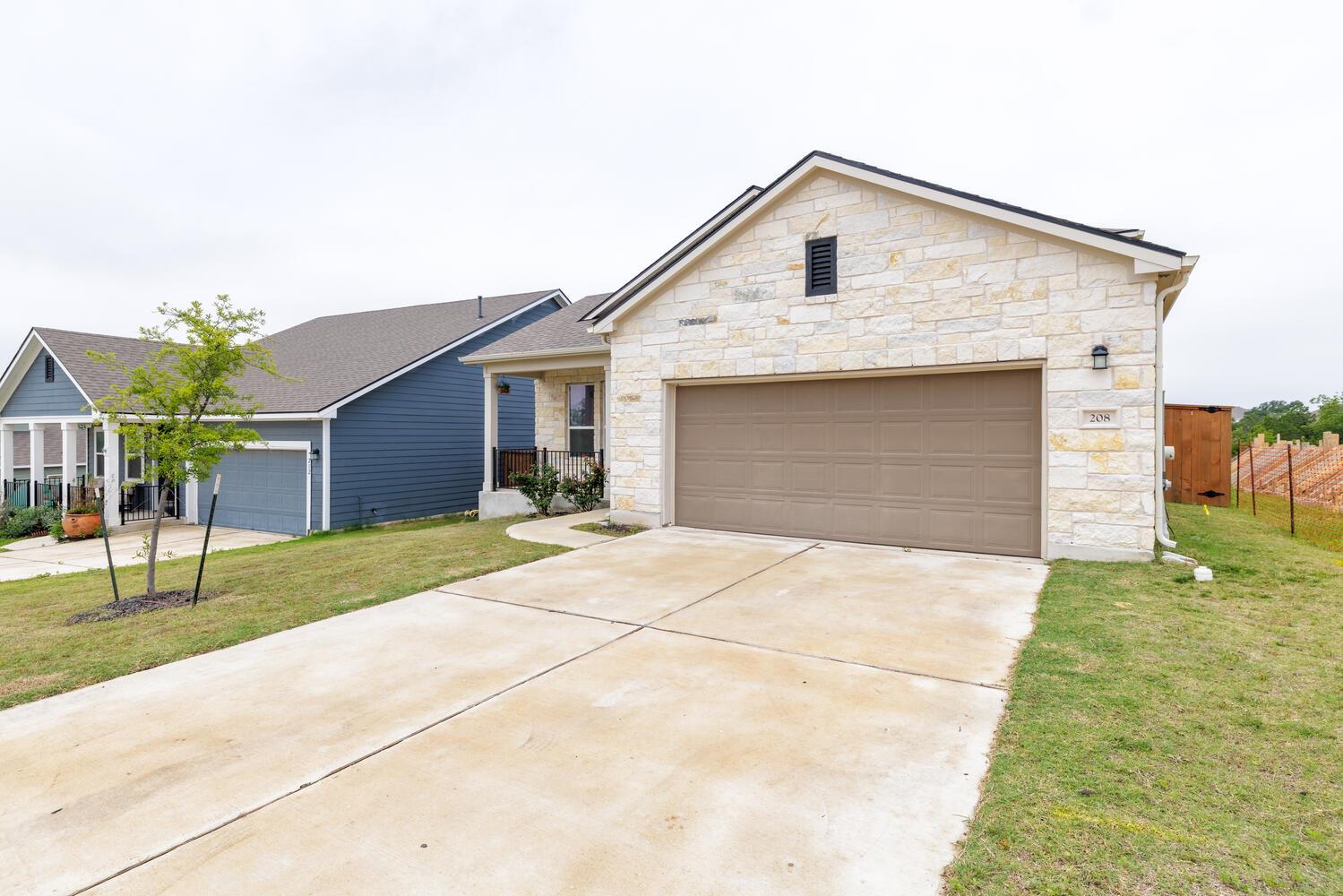 208 Wagon Spoke Way, Liberty Hill, TX 78642