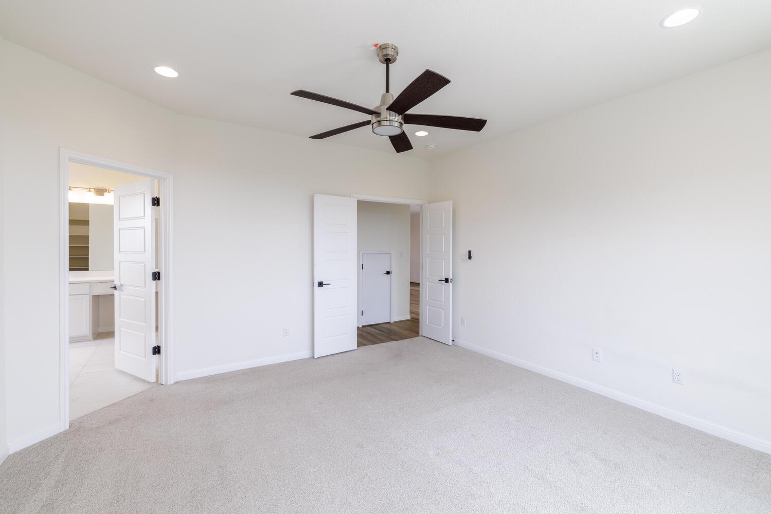 208 Wagon Spoke Way, Liberty Hill, TX 78642