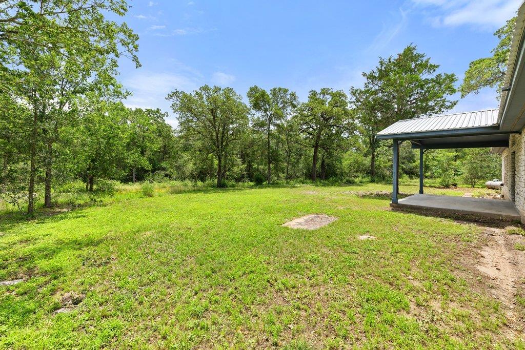 244 Woodway Dr, Elgin, TX 78621