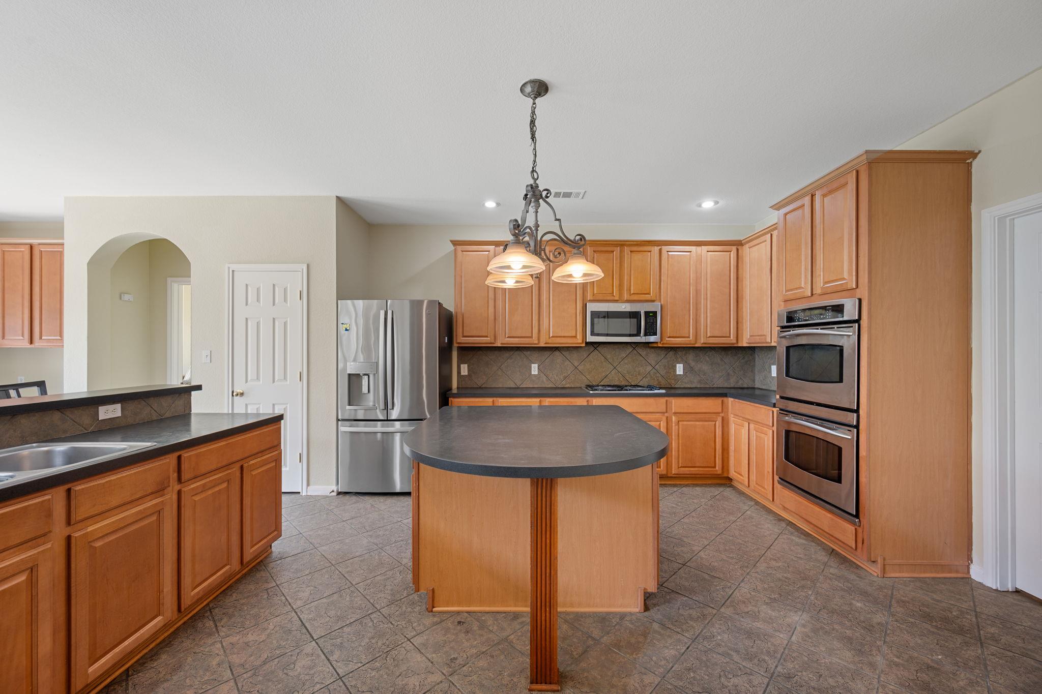 707 House Wren Loop, Pflugerville, TX 78660