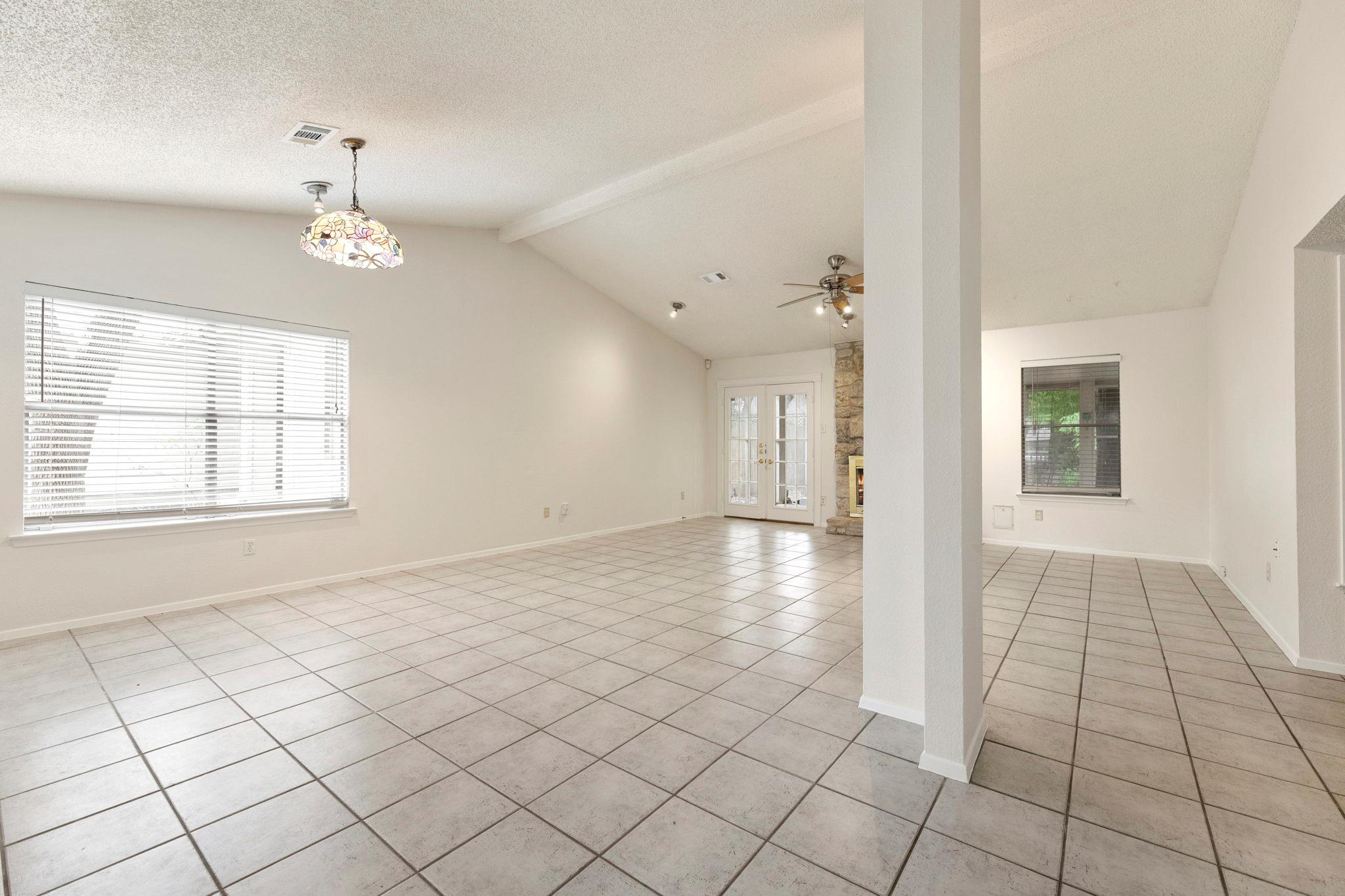 4401 Molokai Dr, Austin, TX 78749