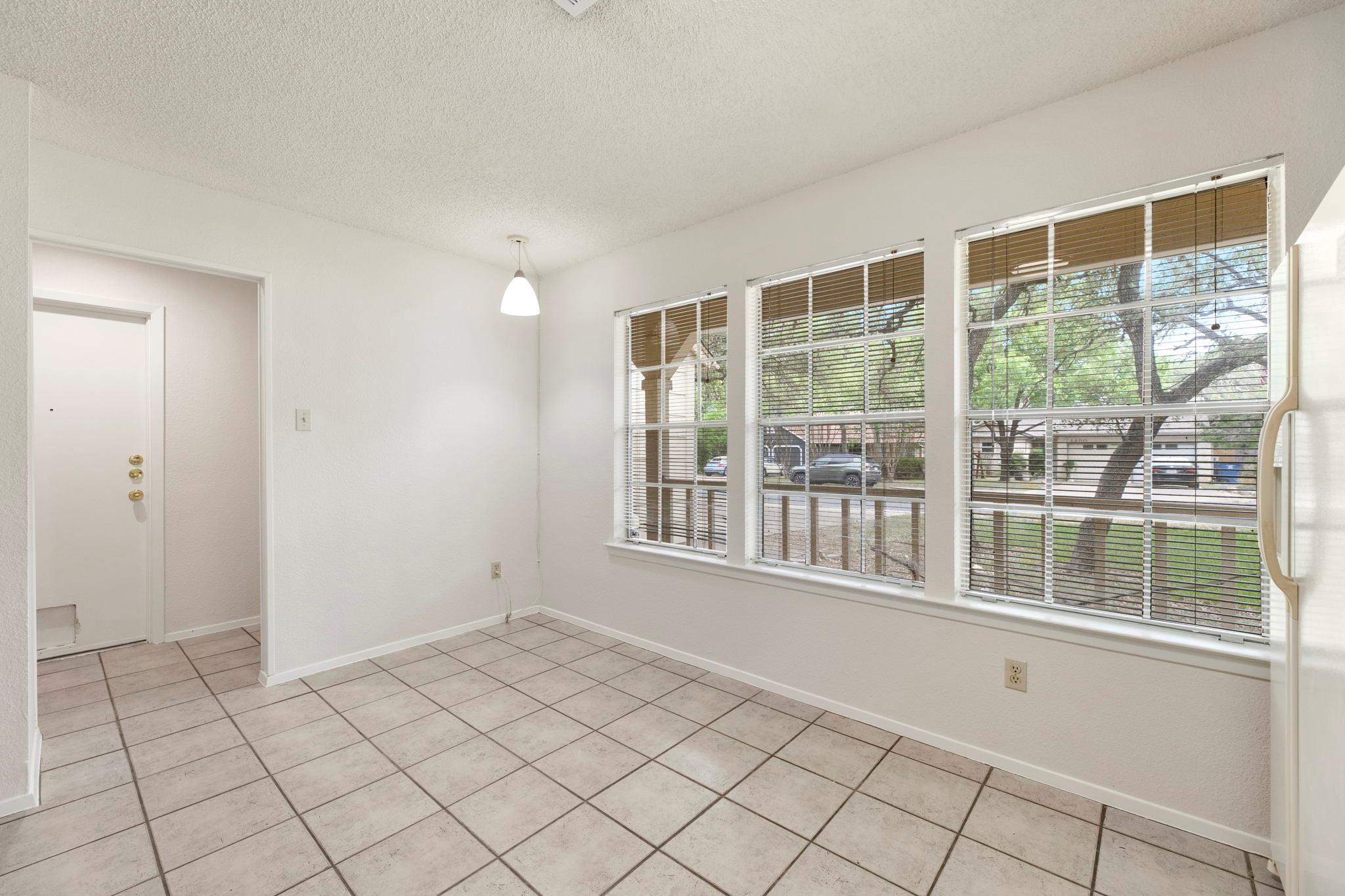 4401 Molokai Dr, Austin, TX 78749