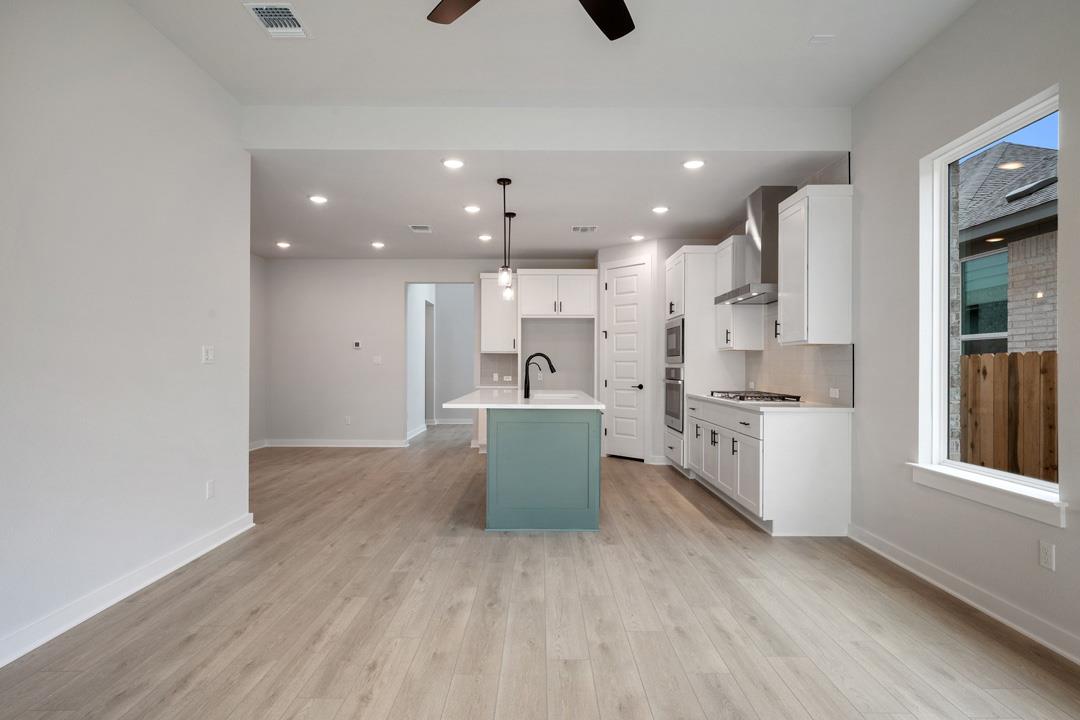 162 Grayson Elm Pass, Dripping Springs, TX 78620