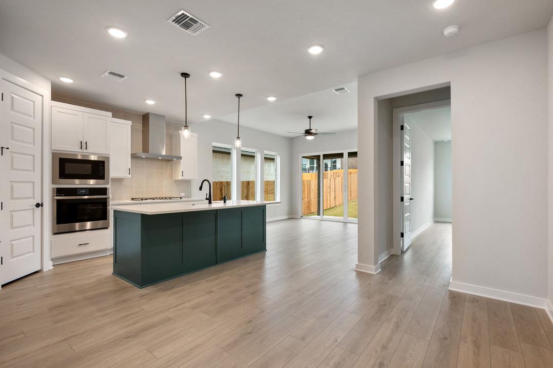 162 Grayson Elm Pass, Dripping Springs, TX 78620