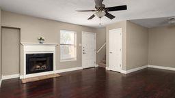 7635 Guadalupe St # 902, Austin, TX 78752