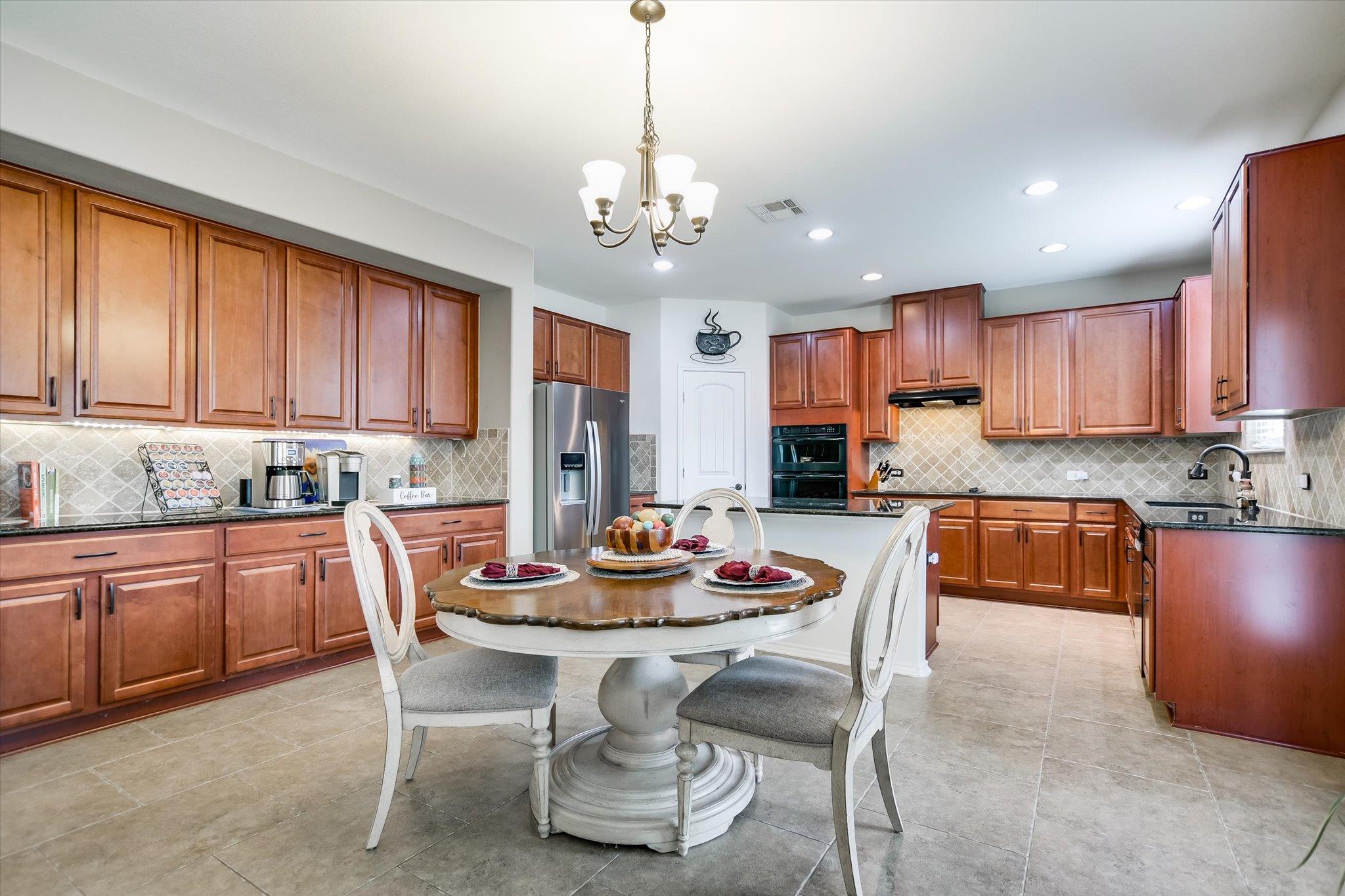 112 Pauline Cv, Kyle, TX 78640