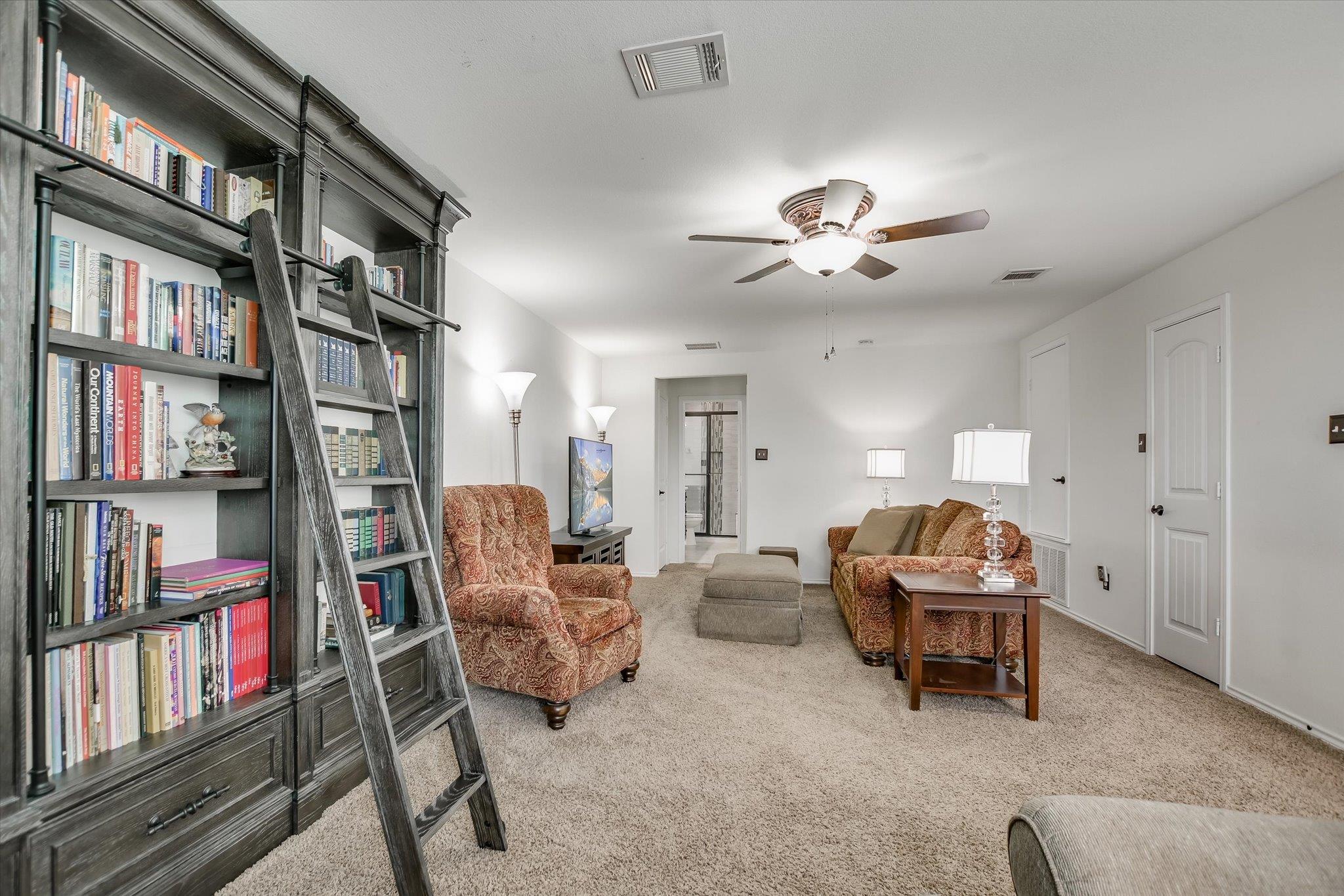112 Pauline Cv, Kyle, TX 78640