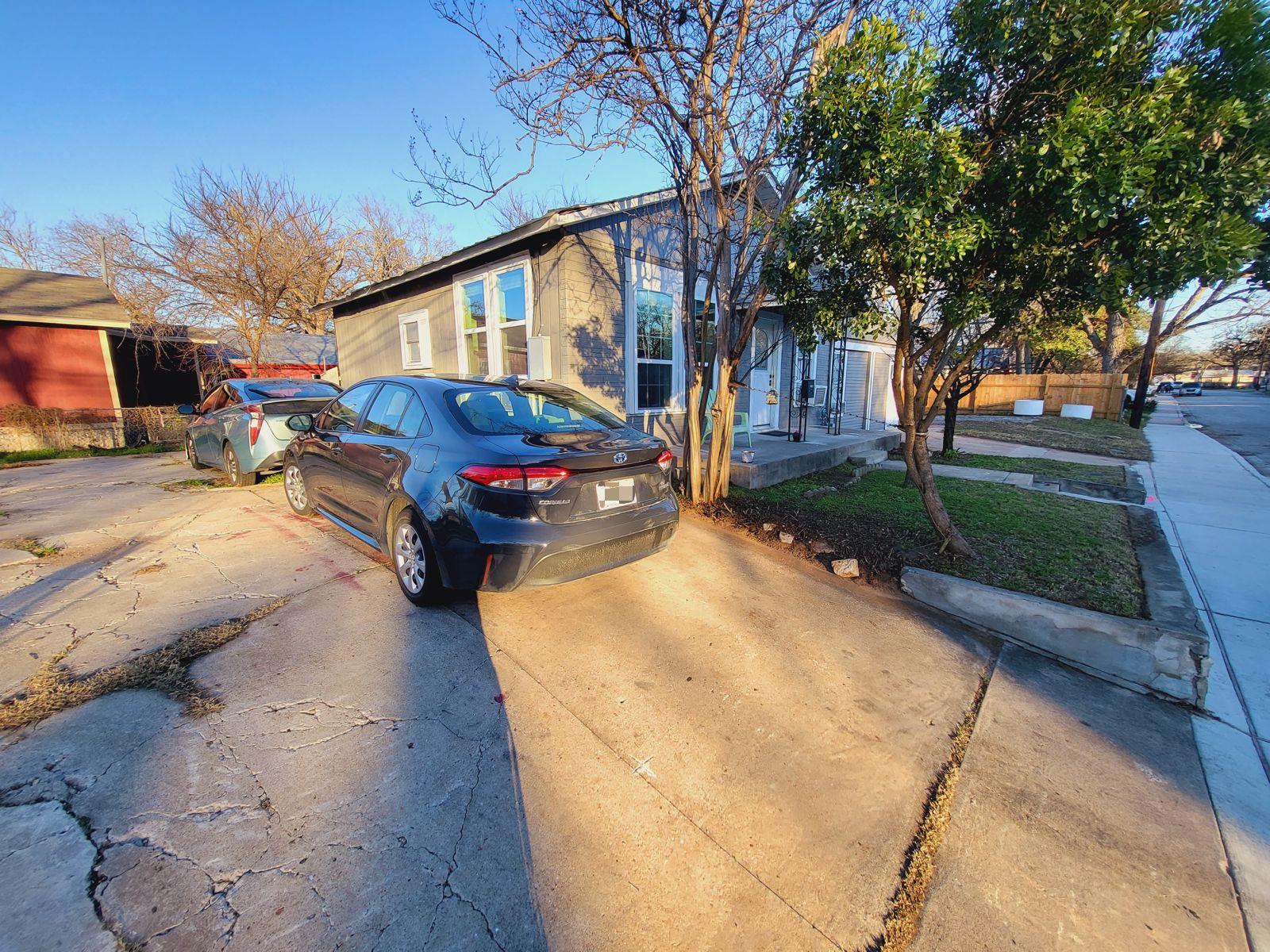 6404 Ponca St # B, Austin, TX 78741