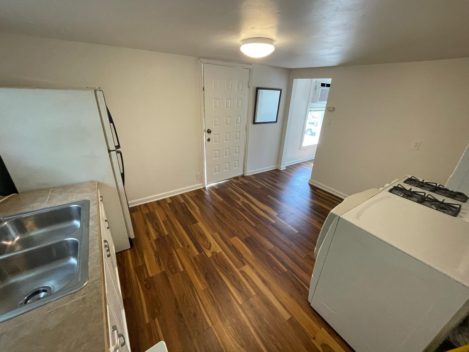 6404 Ponca St # B, Austin, TX 78741