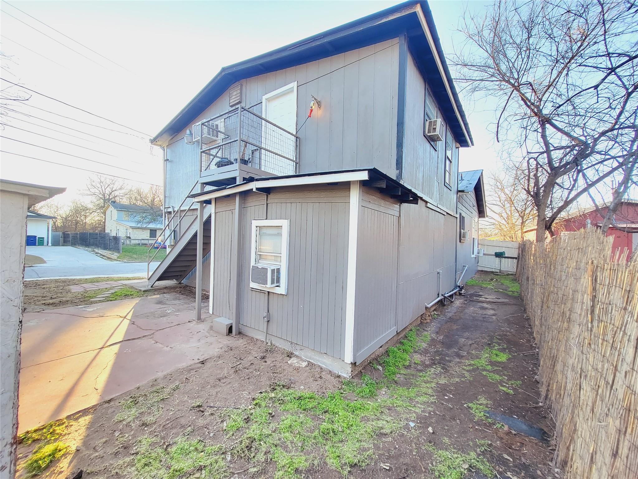 6404 Ponca St # B, Austin, TX 78741