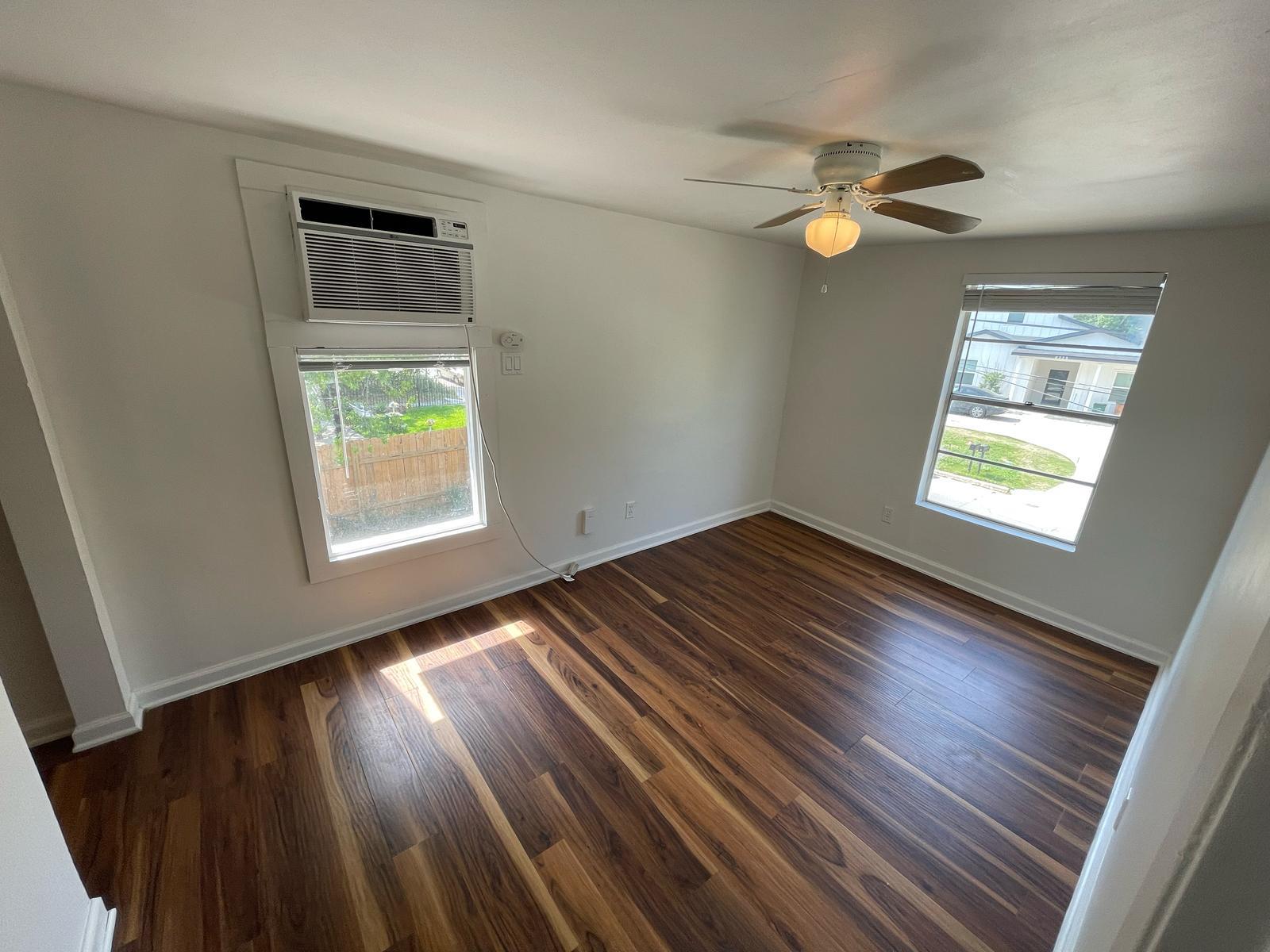 6404 Ponca St # B, Austin, TX 78741