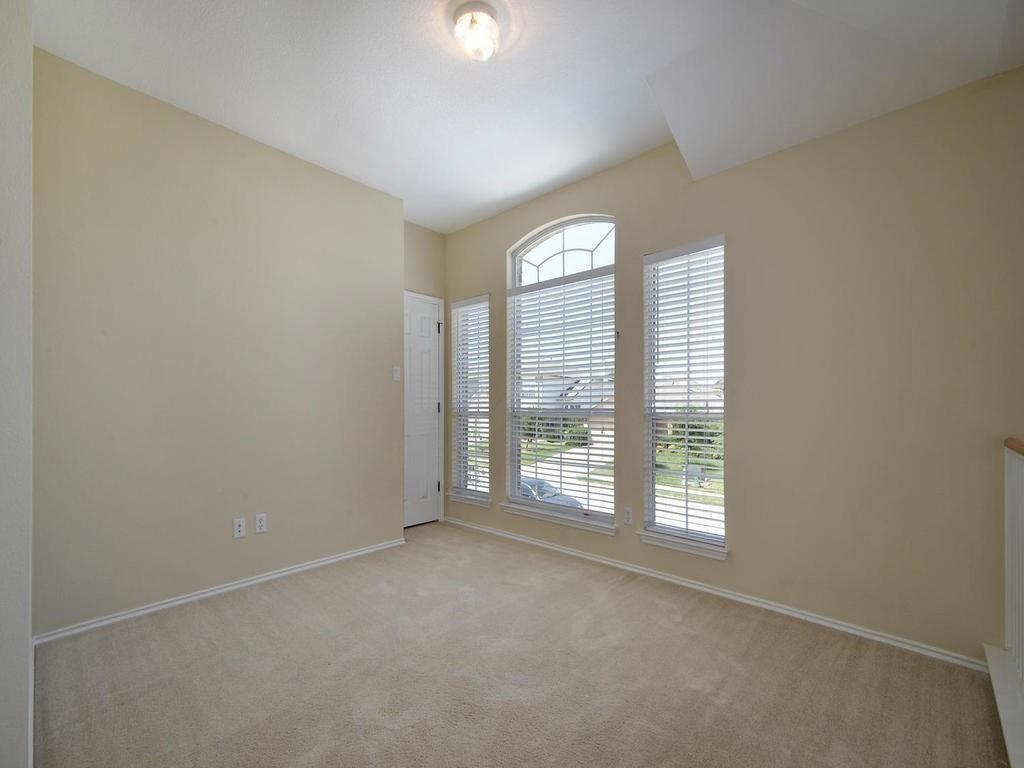 11413 Dog Leg Dr, Austin, TX 78717