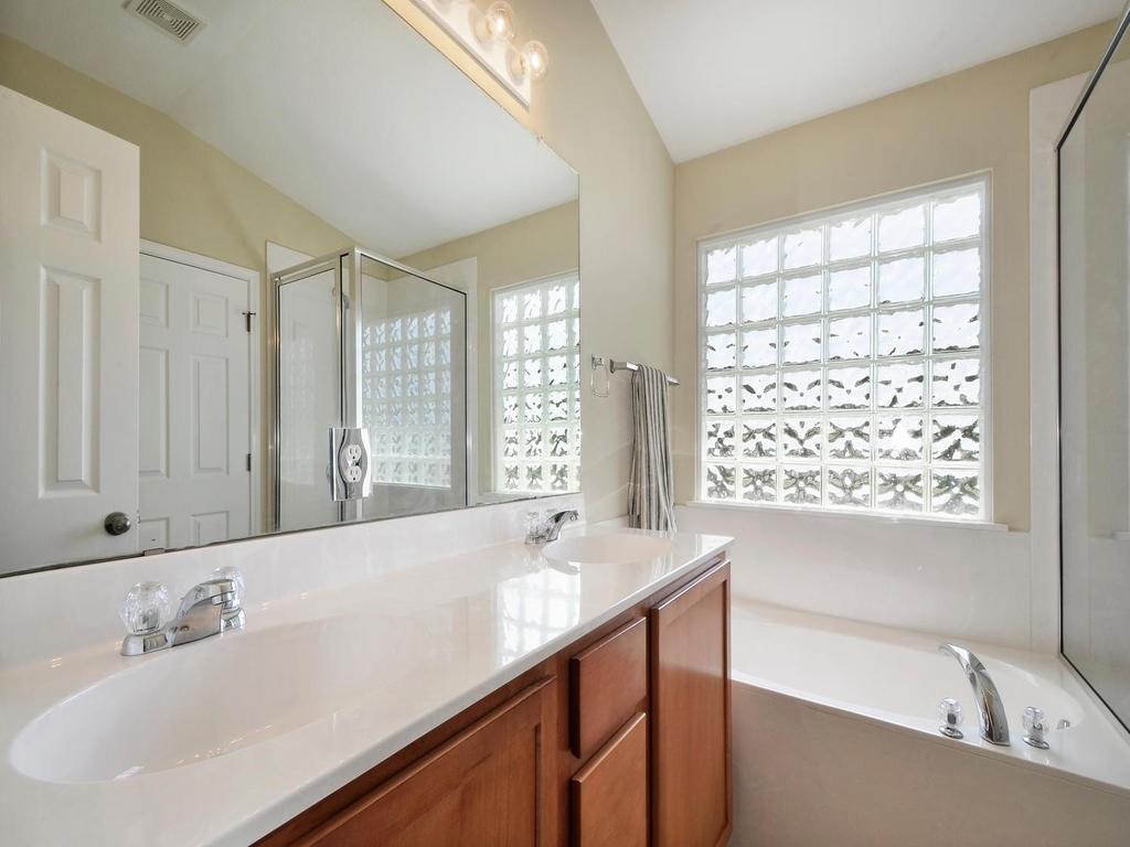 11413 Dog Leg Dr, Austin, TX 78717