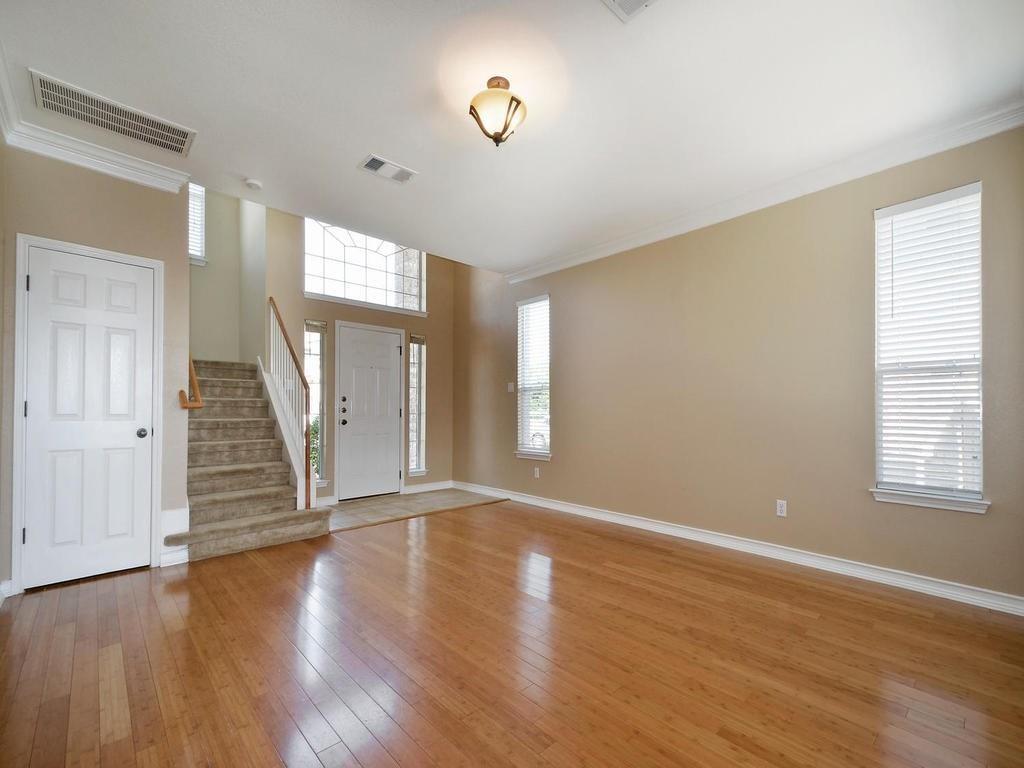 11413 Dog Leg Dr, Austin, TX 78717
