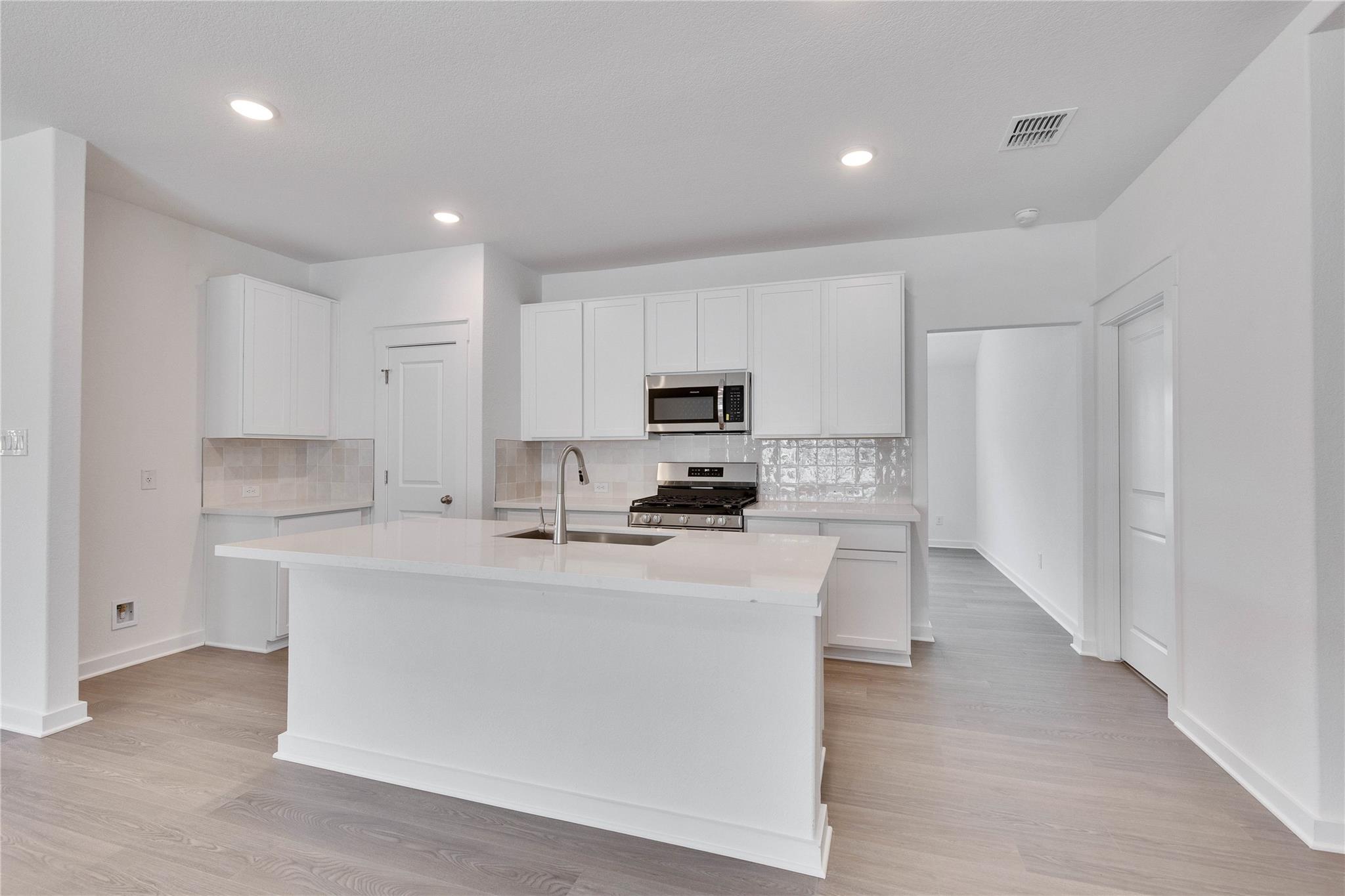13509 Barn Chime St, Elgin, TX 78621