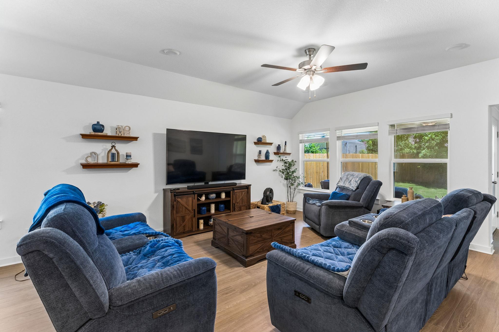 13509 Barn Chime St, Elgin, TX 78621