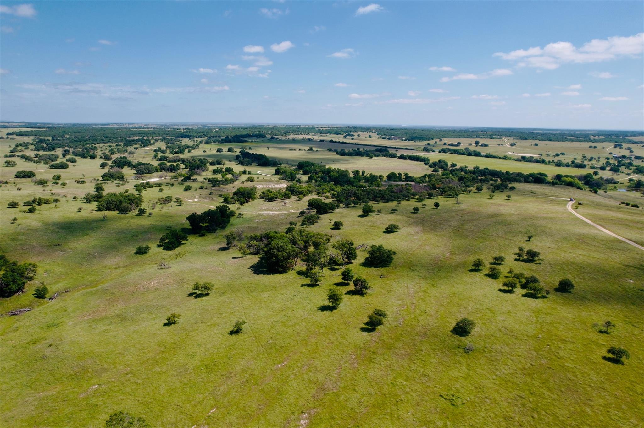 9 N Hcr 624 Rd, Goldthwaite, TX 76844
