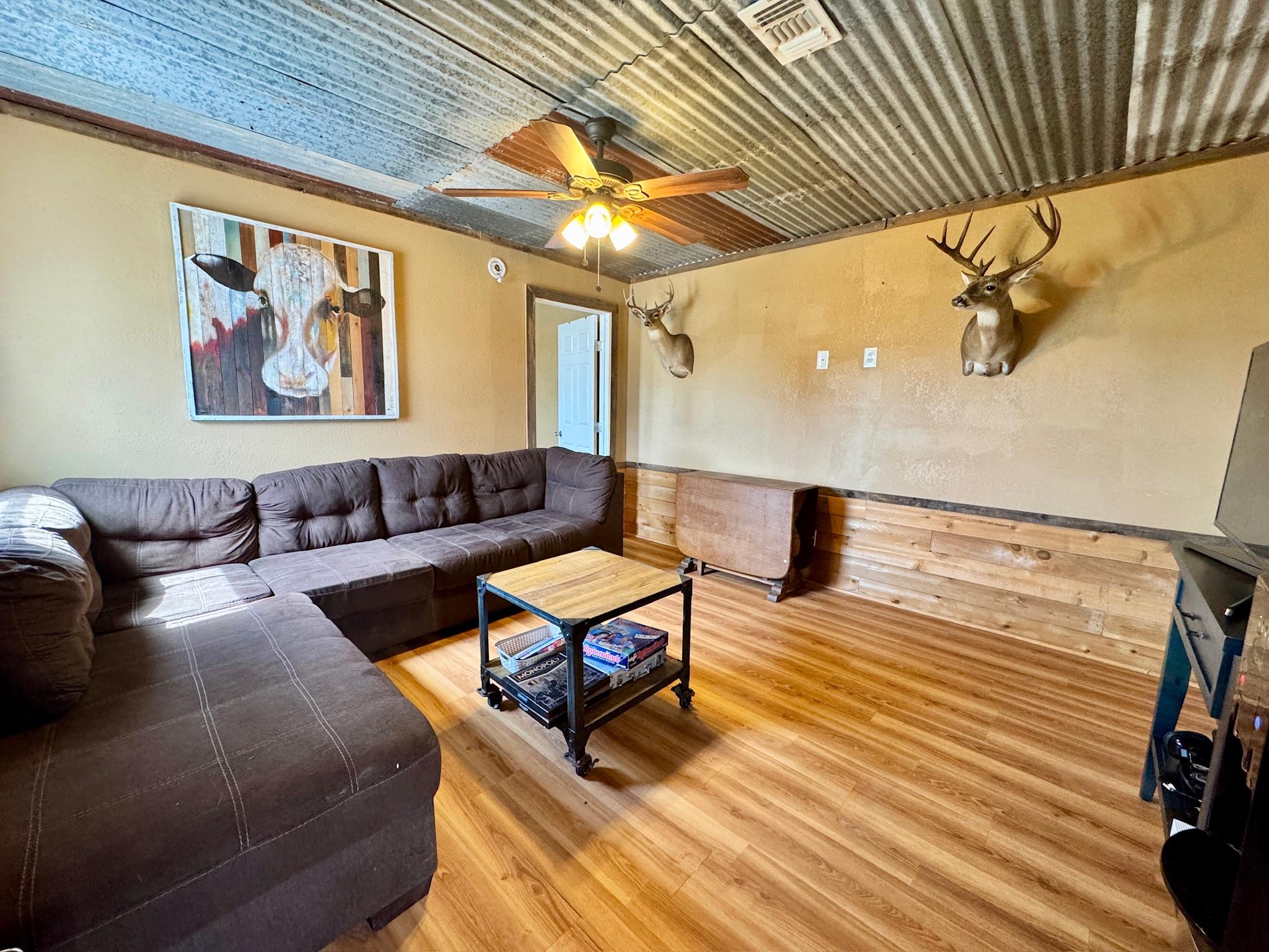 9 N Hcr 624 Rd, Goldthwaite, TX 76844