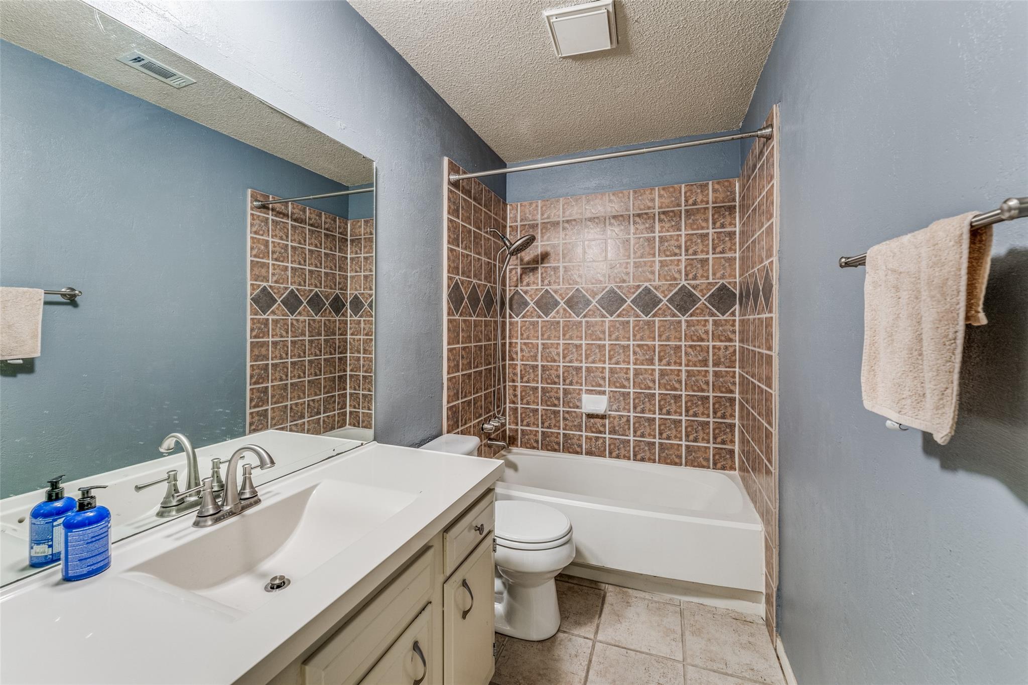 12207 FORSYTHE Dr, Austin, TX 78759