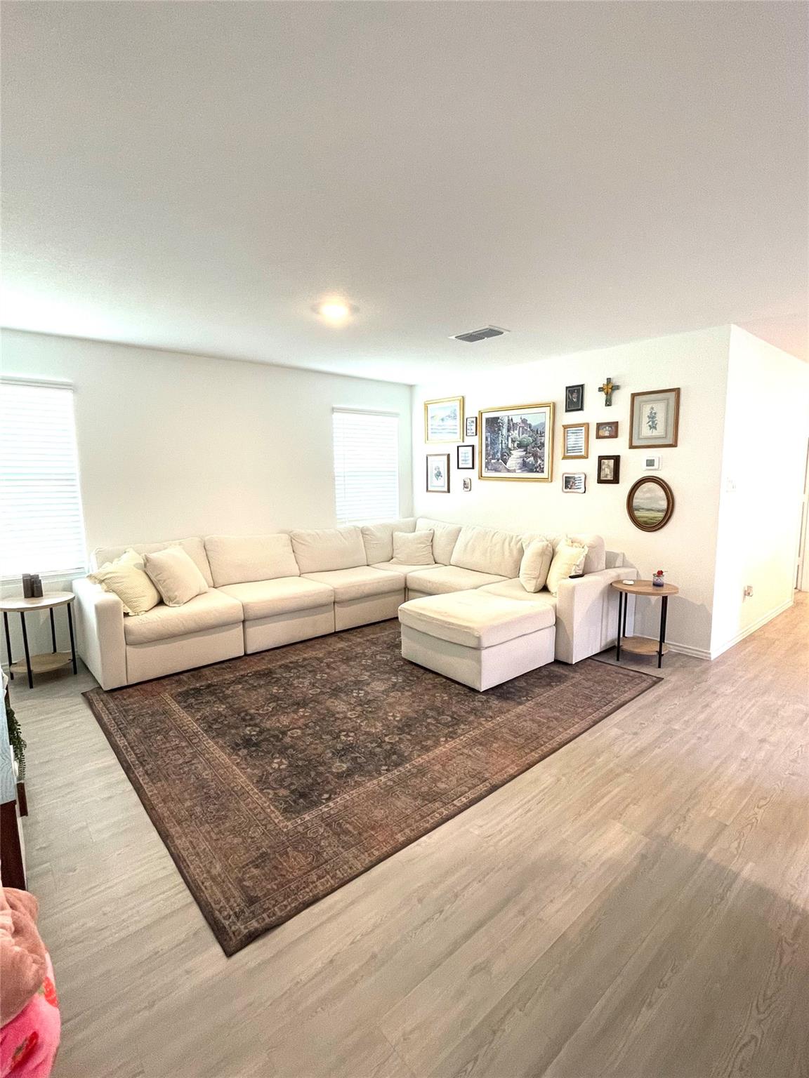 212 Marty Allen Loop, Jarrell, TX 76537