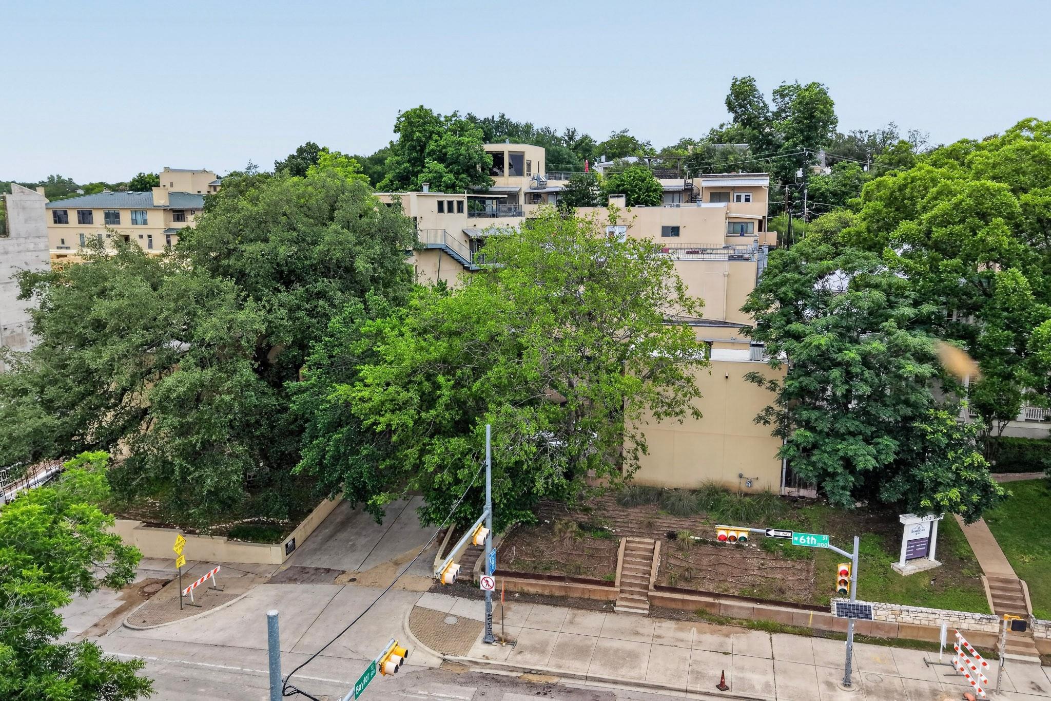 1106 W 6th St # 212, Austin, TX 78703