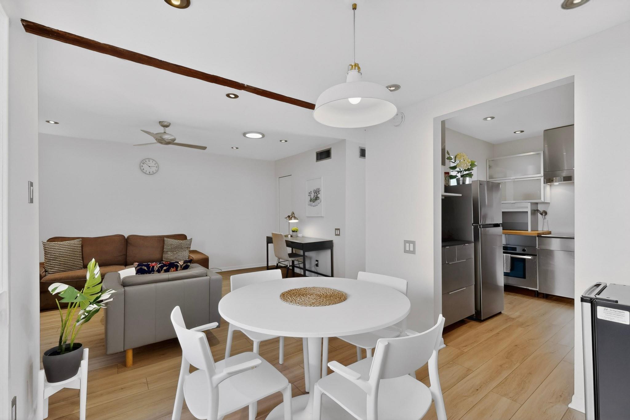 1106 W 6th St # 212, Austin, TX 78703