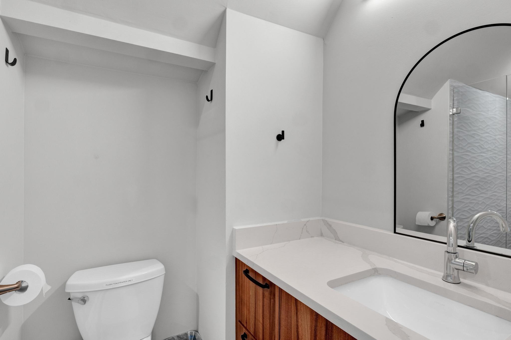 1914 E 8th St, Austin, TX 78702